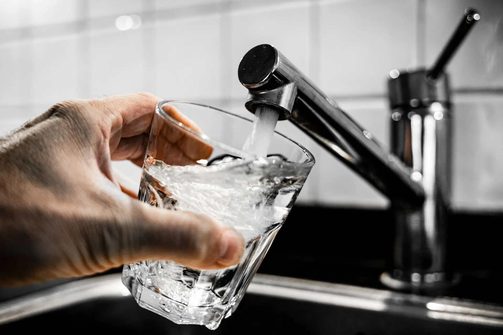 Te veel chloor in Europees drinkwater: vergroot de kans op darmkanker