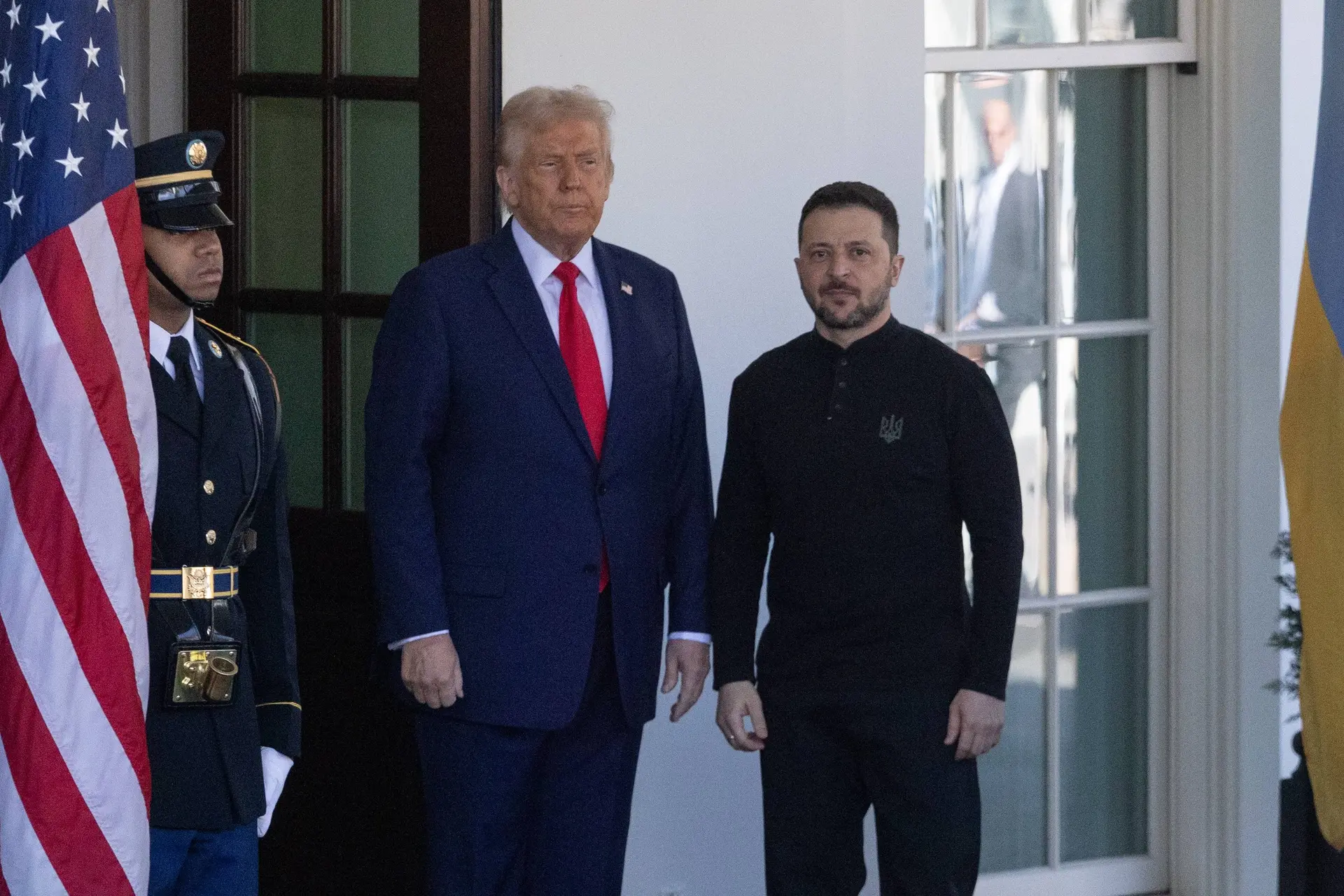 Geniale Klikbeet-video over ruzie Trump en Zelensky gaat wereld over: "Amerikanen schamen zich"