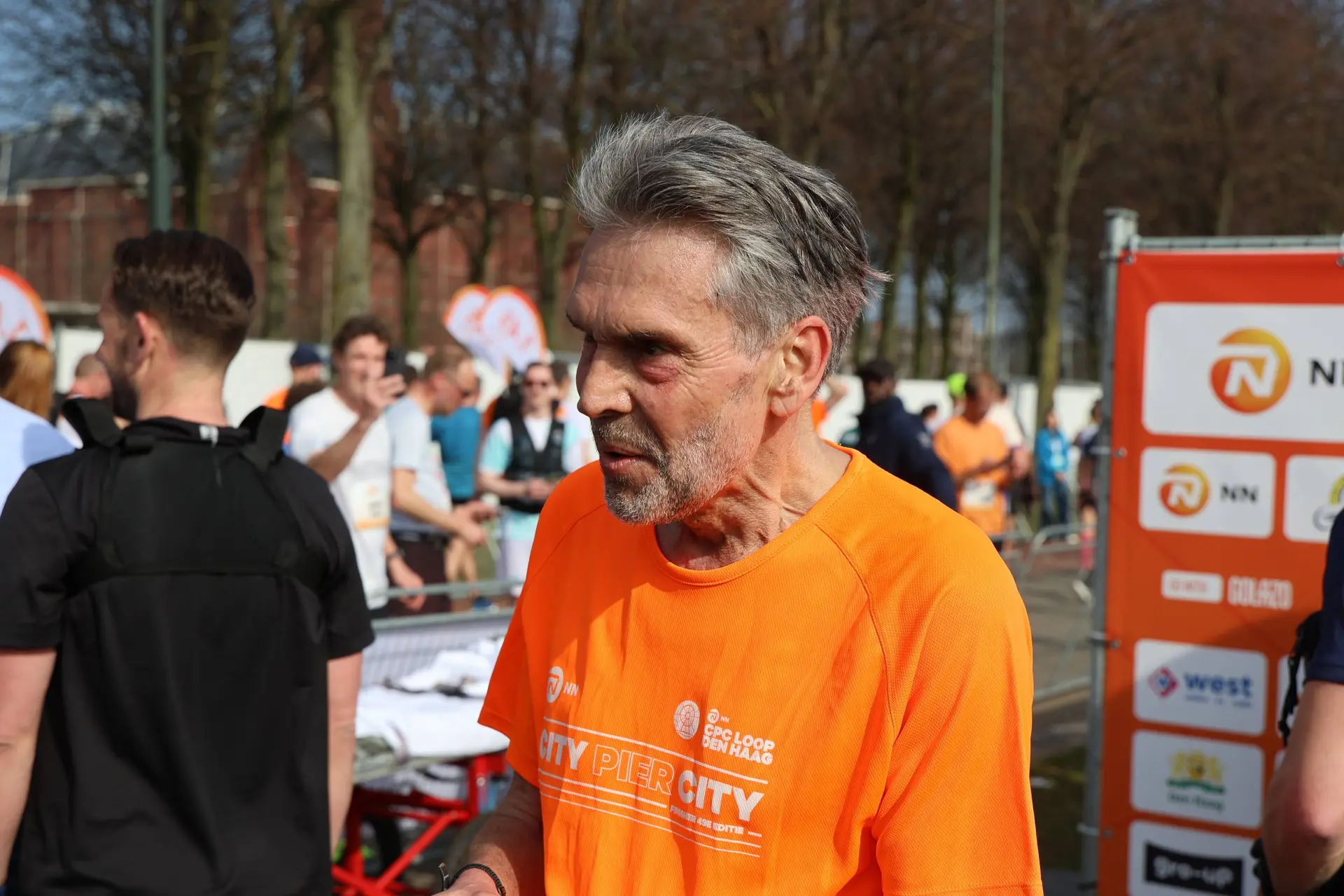Bizar Europees record voor 75-jarige Cees Stolwijk in CPC-Loop: “Ik ben een gezegend man” (en ook Schoof komt blij over de finish)
