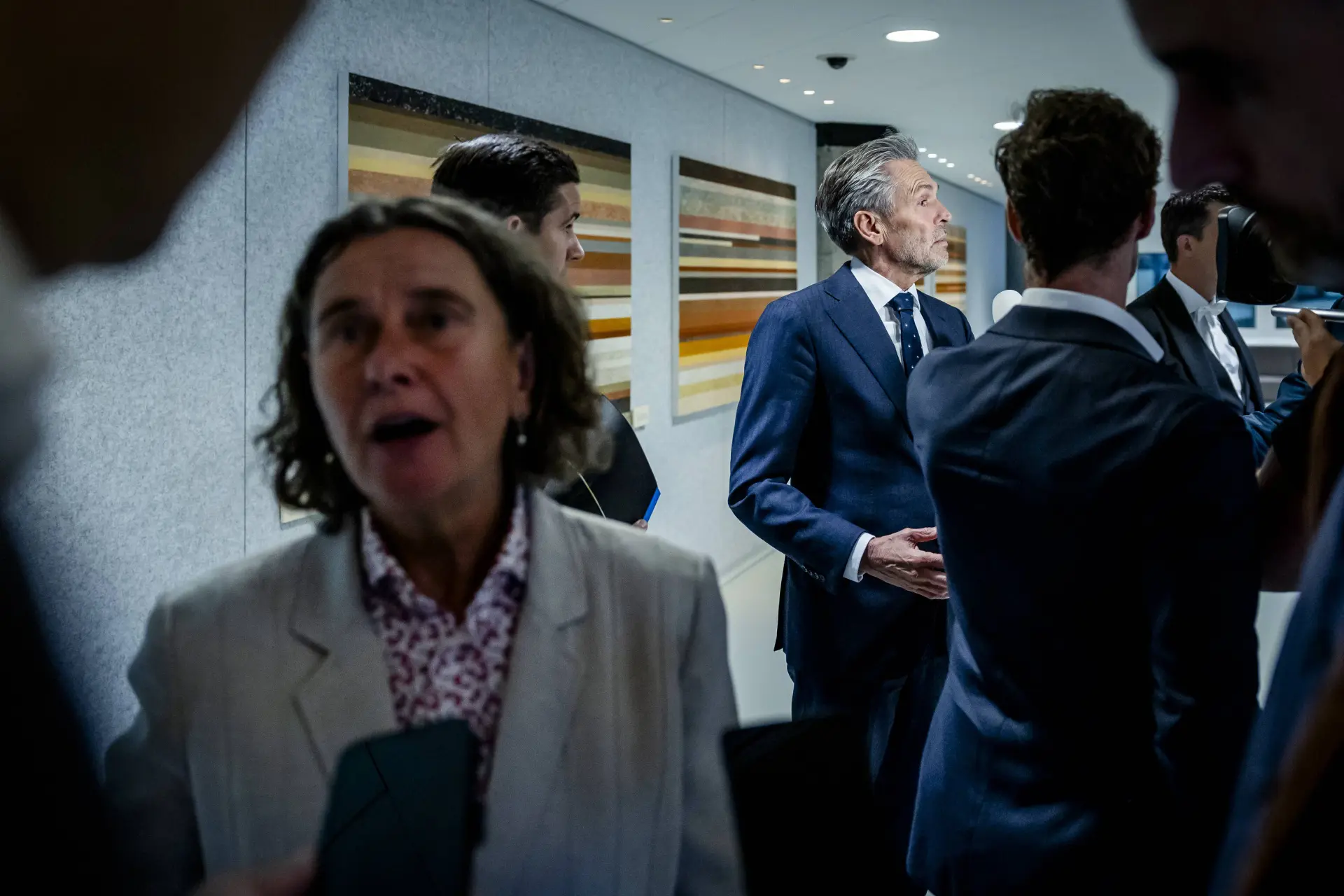 Schoof niet bij 'lintjesdebat', stuurt Faber alleen naar Kamer (plus de brief van Faber)