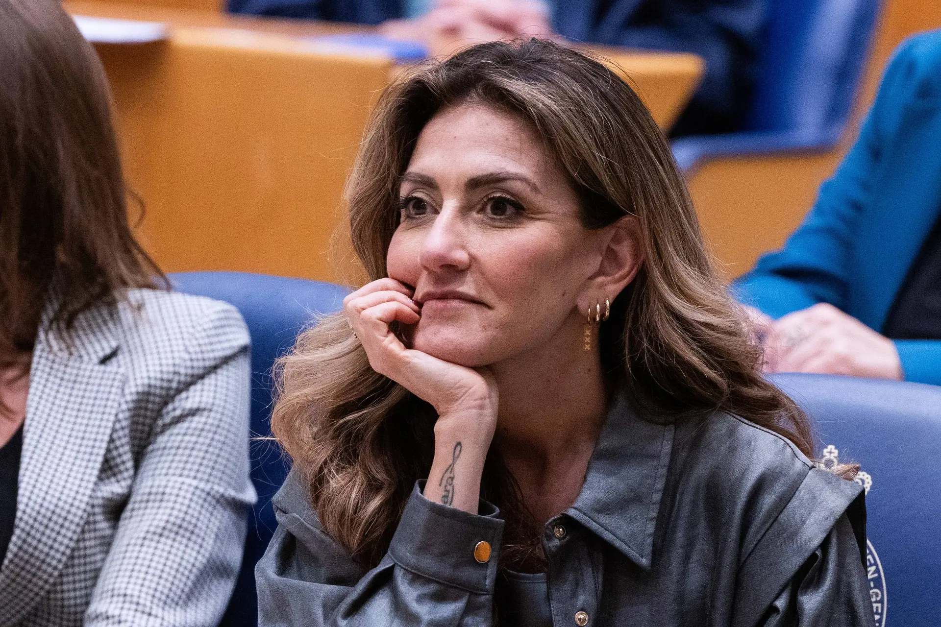 Waarom de VVD het kabinet morgen niet laat vallen (maar half april wel)
