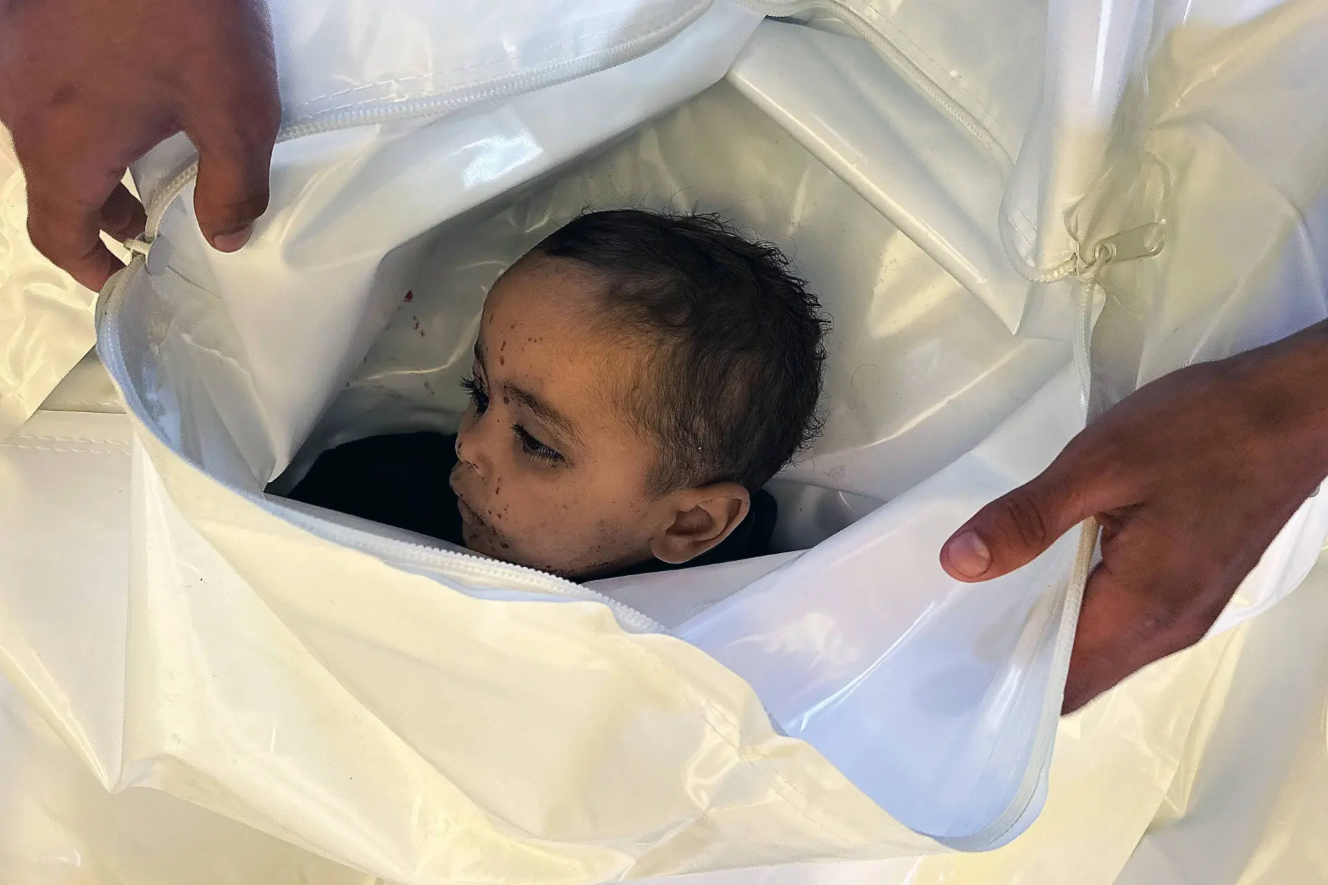 Israël valt opnieuw ziekenhuis aan in Gaza, tientallen doden