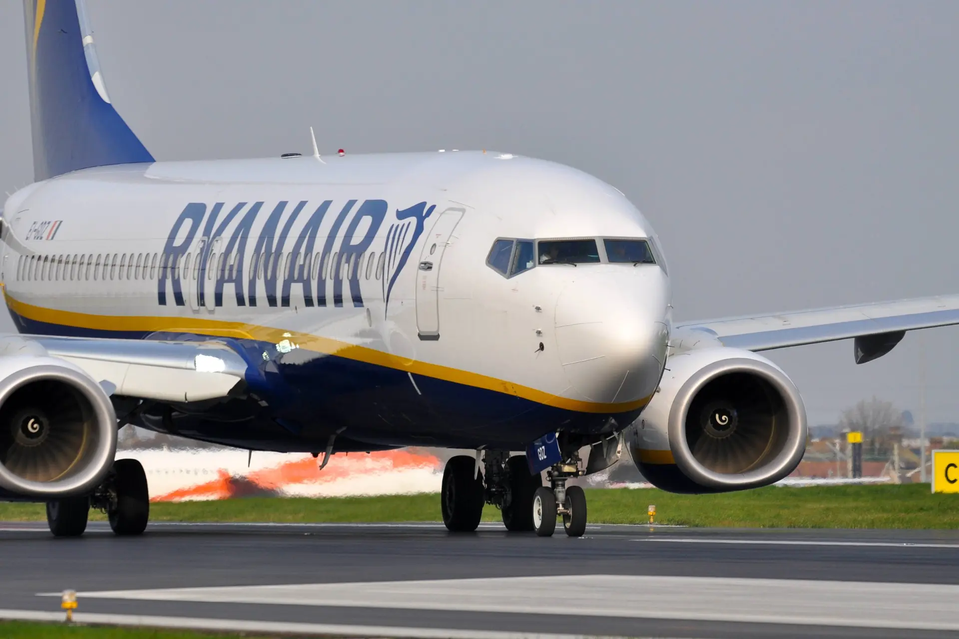 Belgische Consumentenbond vervolgt Ryanair voor kosten handbagage