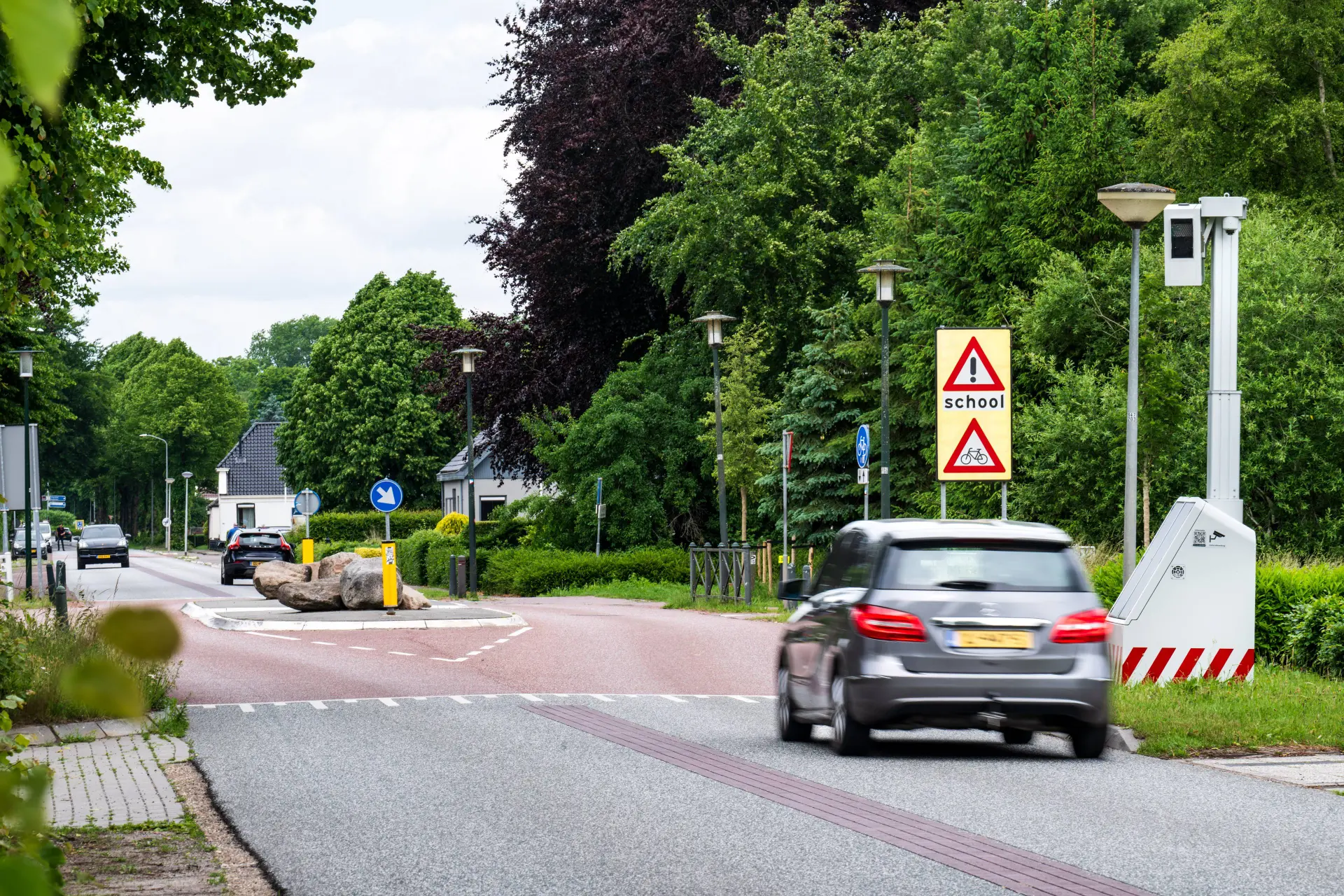 De tien actiefste flitspalen op een rij: A16-flitser is kampioen bekeuren