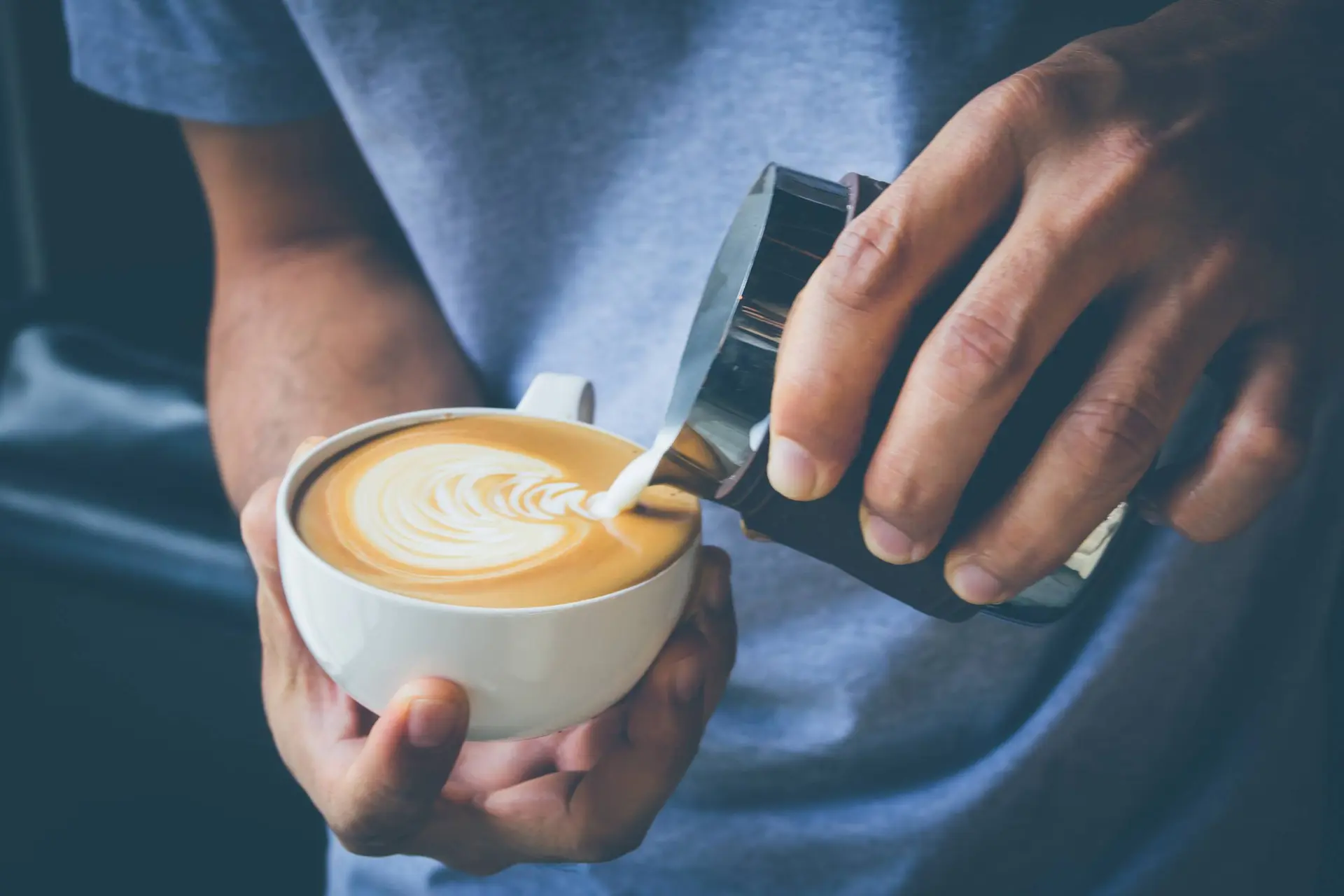 De manier waarop je koffie drinkt bepaalt of je al dan niet langer in leven blijft