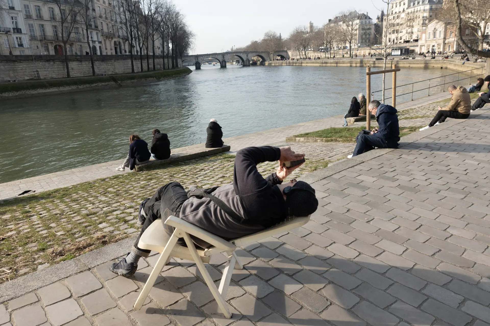 Zwemmen in Seine mag opnieuw na verbod van meer dan een eeuw