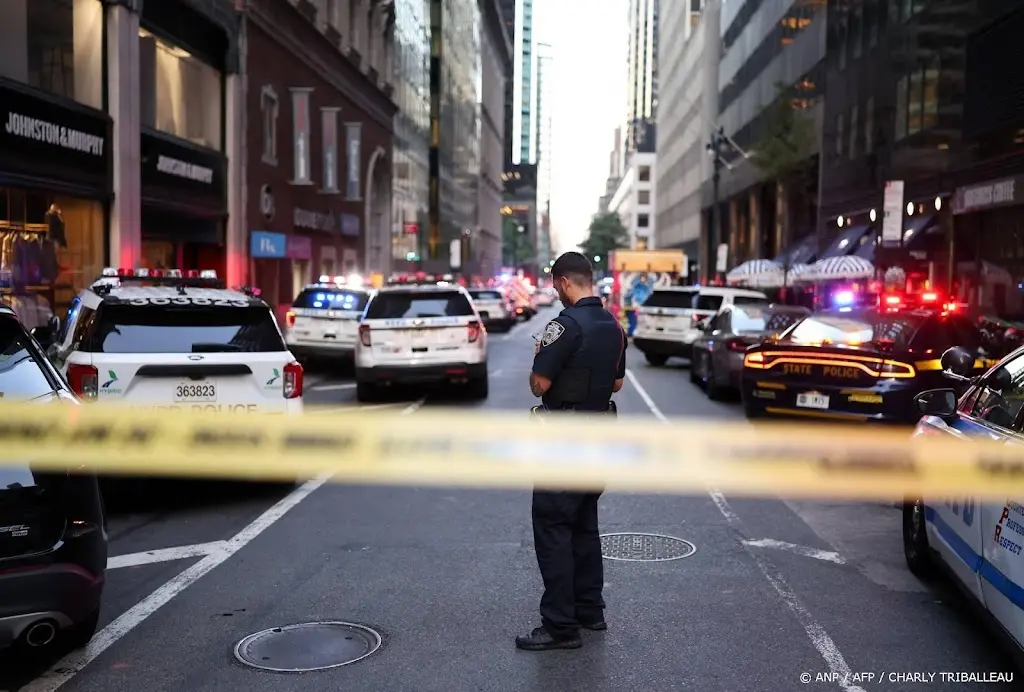 Vier doden door schietpartij in New York, onder wie agent