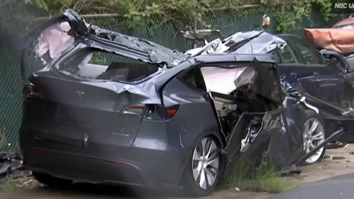 De kans dat je dood gaat in een Tesla is twee keer zo hoog als gemiddeld. Vooral Model Y is levensgevaarlijk.