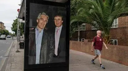Het net sluit zich: Trump stuurde Epstein een schunnig verjaardagsbriefje getekend met schaamhaar