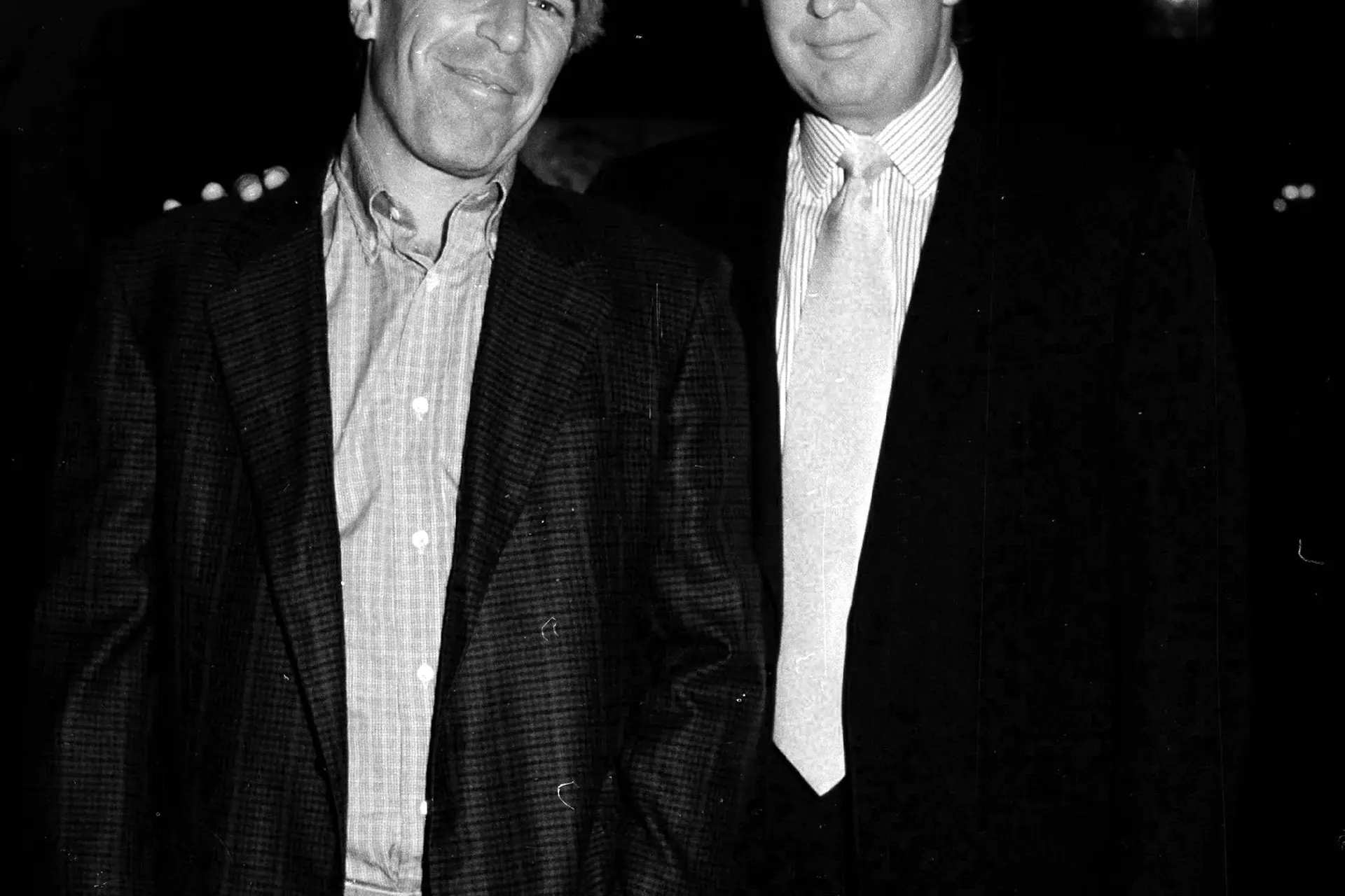Biograaf: Trump is nu echt doodsbang voor Epstein