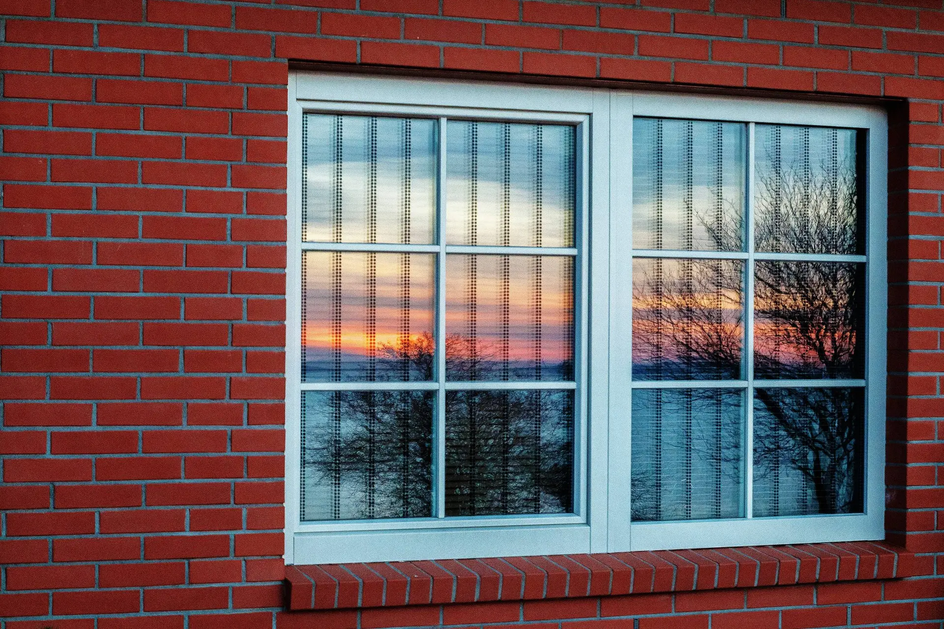 Deze onzichtbare laag maakt van elk raam een zonnepaneel