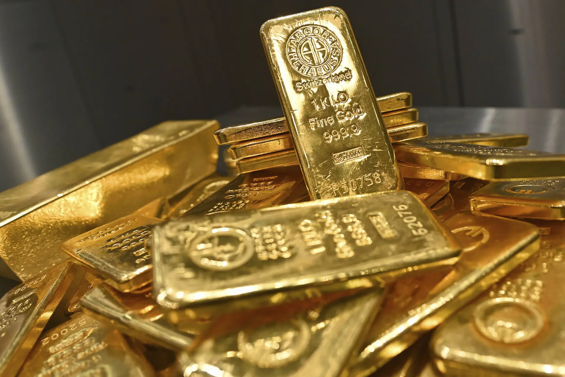 Het kon niet op voor de goldbugs, tot de onvermijdelijke crash. Maar analisten zijn stellig