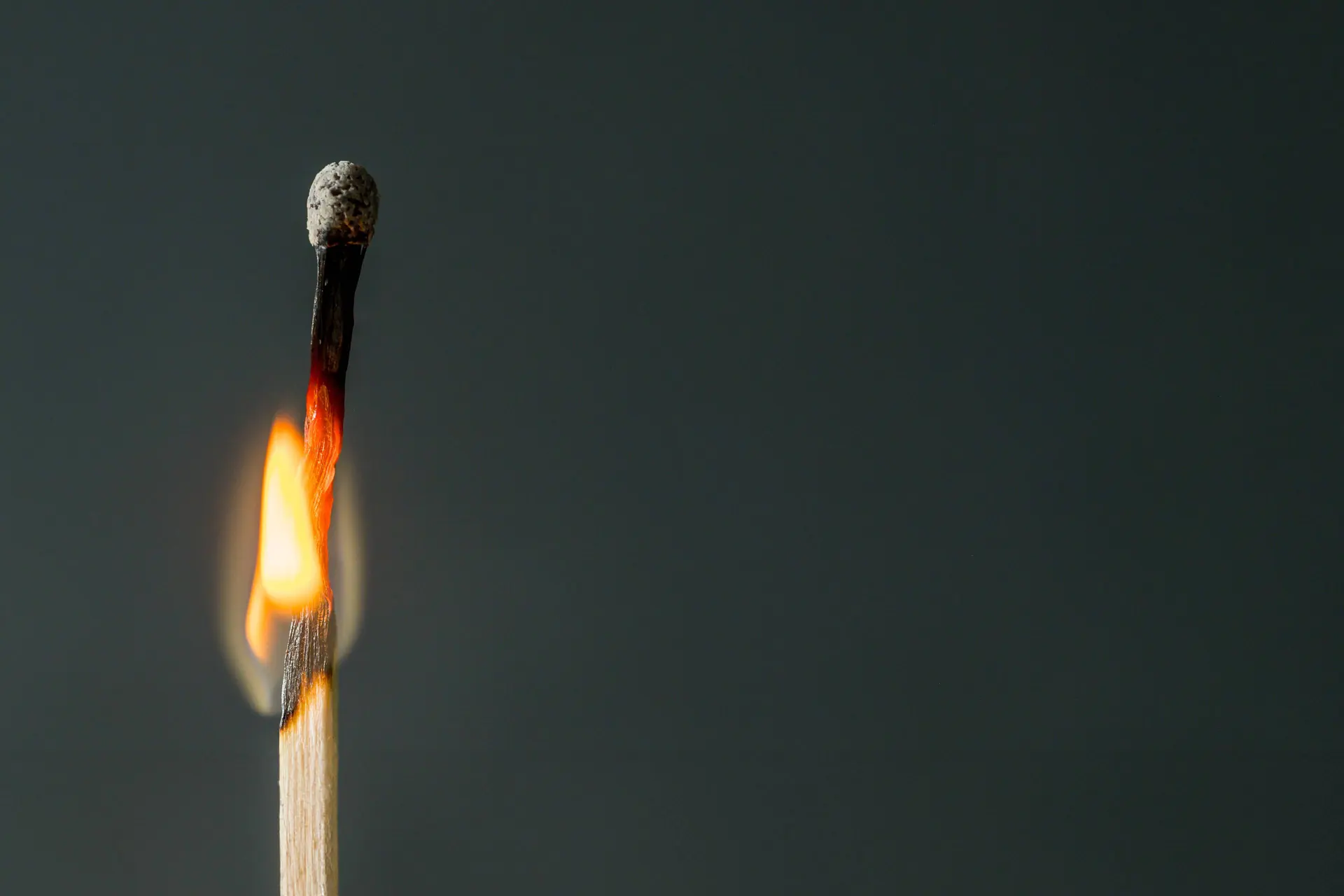 Voel je je uitgeput? Zo weet je of het écht een burn-out is