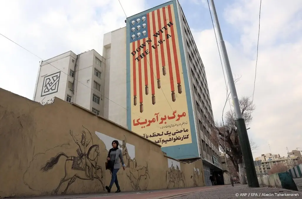 NYT: Trump overweegt opties voor mogelijke aanval op Iran