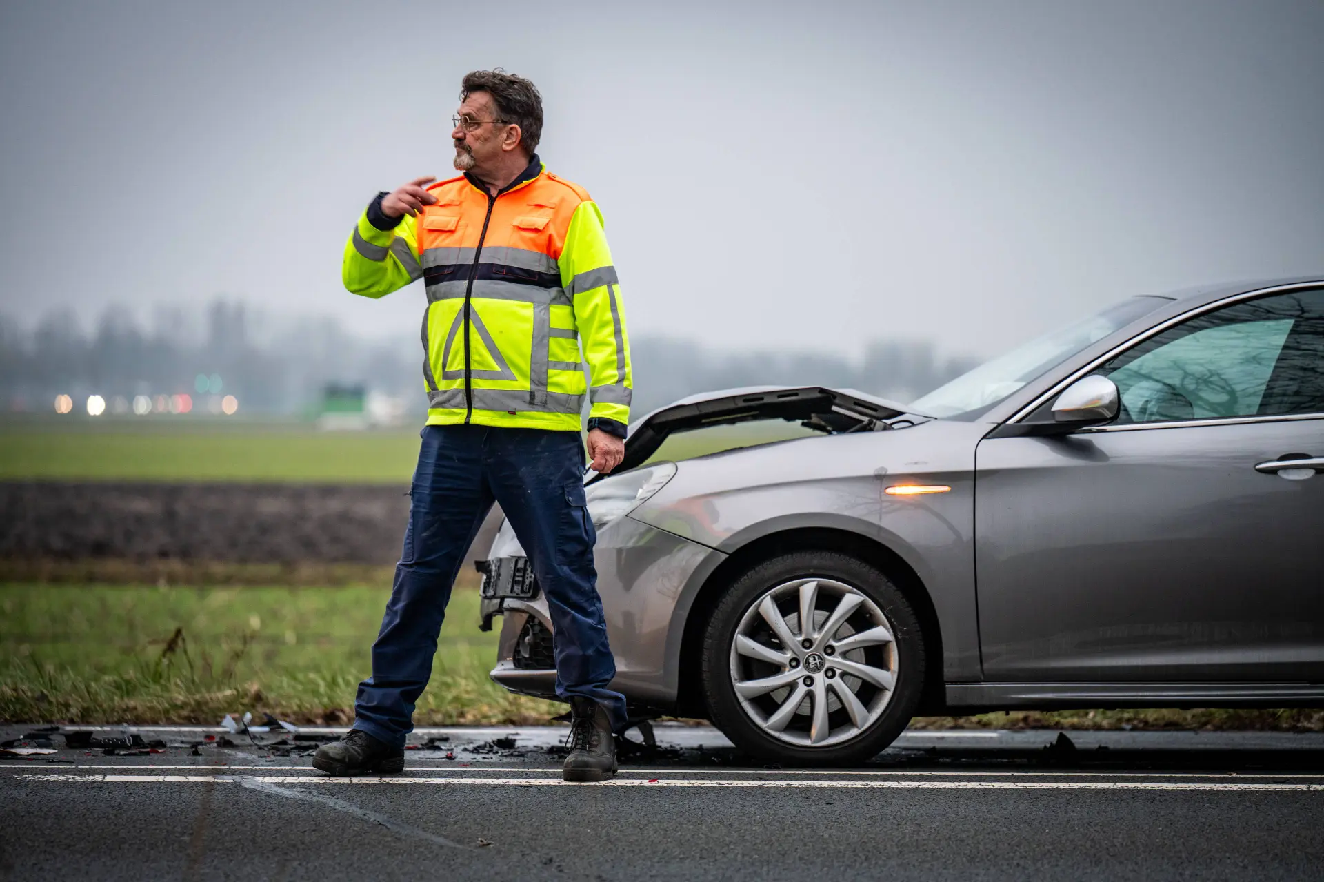 Kun je een verkeersboete krijgen als je de aanwijzingen van een verkeersregelaar opvolgt?