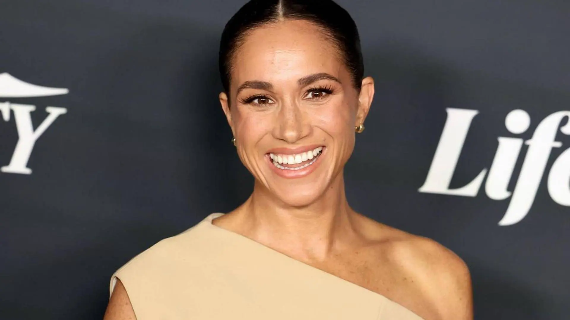 079f50292788-meghan-markle-gives-interview-at-star-star-studded-event