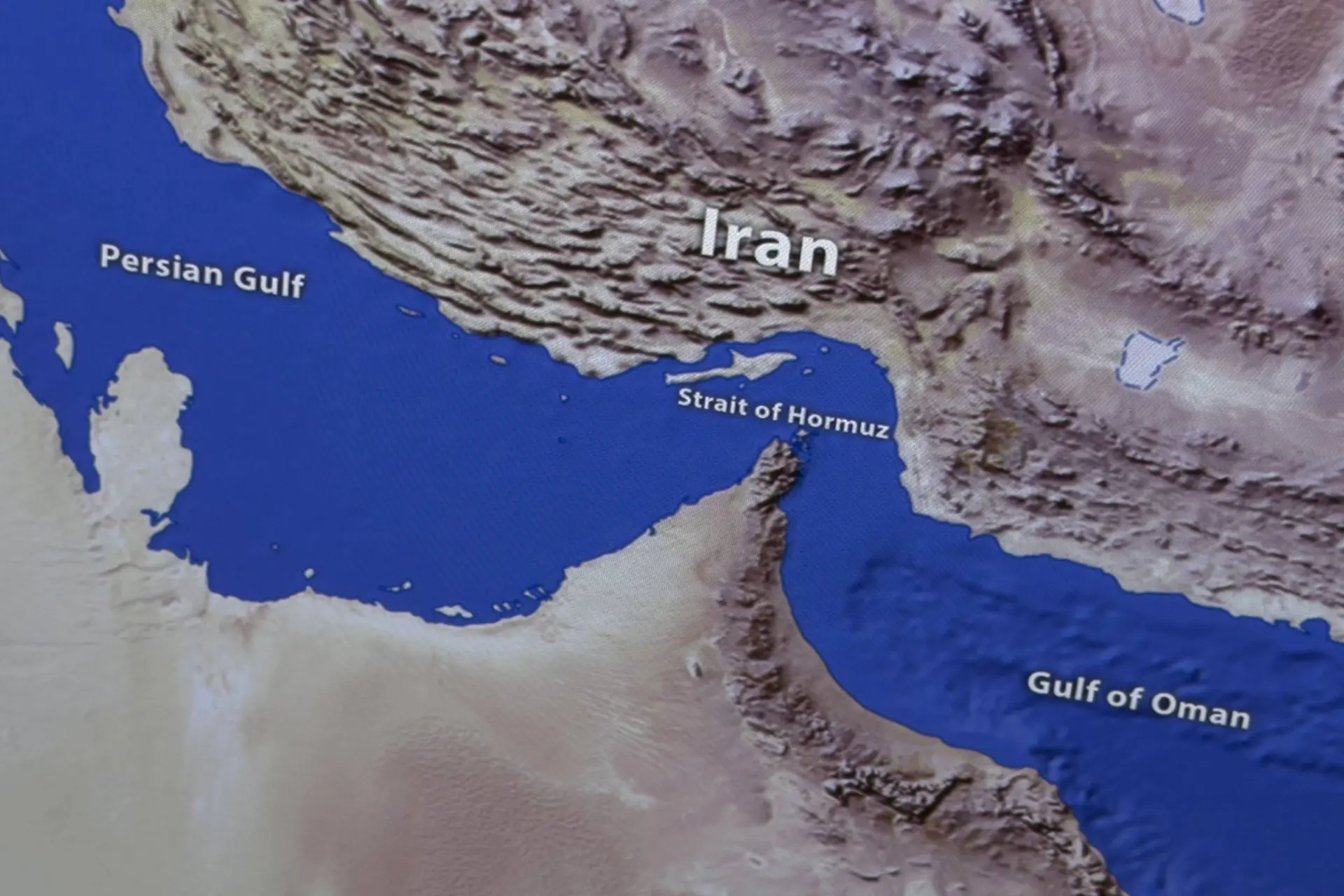 Internationale handel onder hoogspanning: waarom de Straat van Hormuz zo belangrijk is