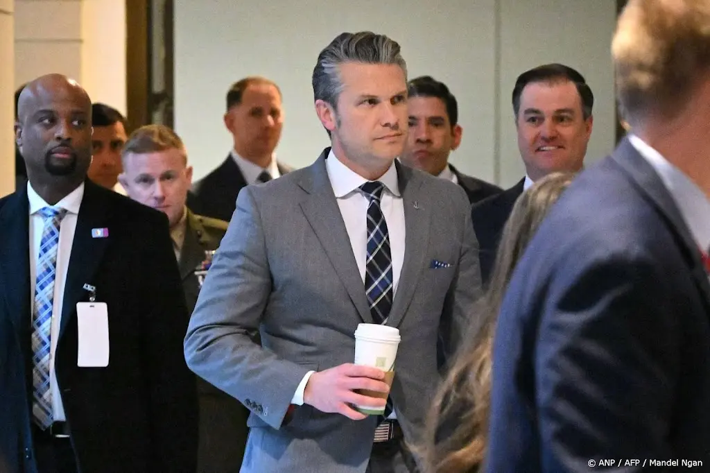 Hegseth: we zijn pas net begonnen in Iran, zullen nu doorstoten