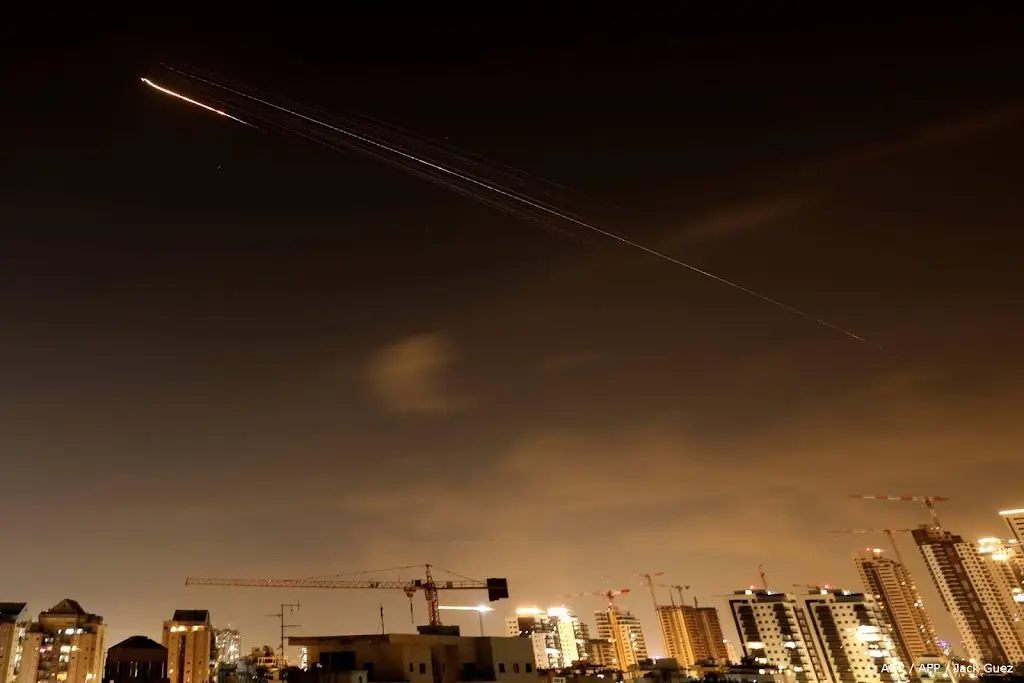 Houthi's eisen verantwoordelijkheid op voor raketaanval op Israël