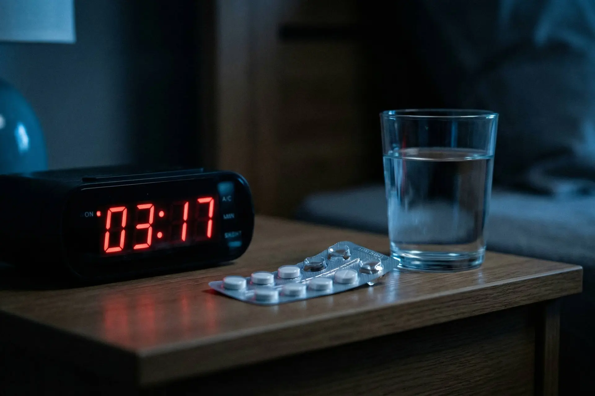 Een pil voor de nacht, een probleem voor de dag: hoe je weer zonder slaapmedicatie leert slapen