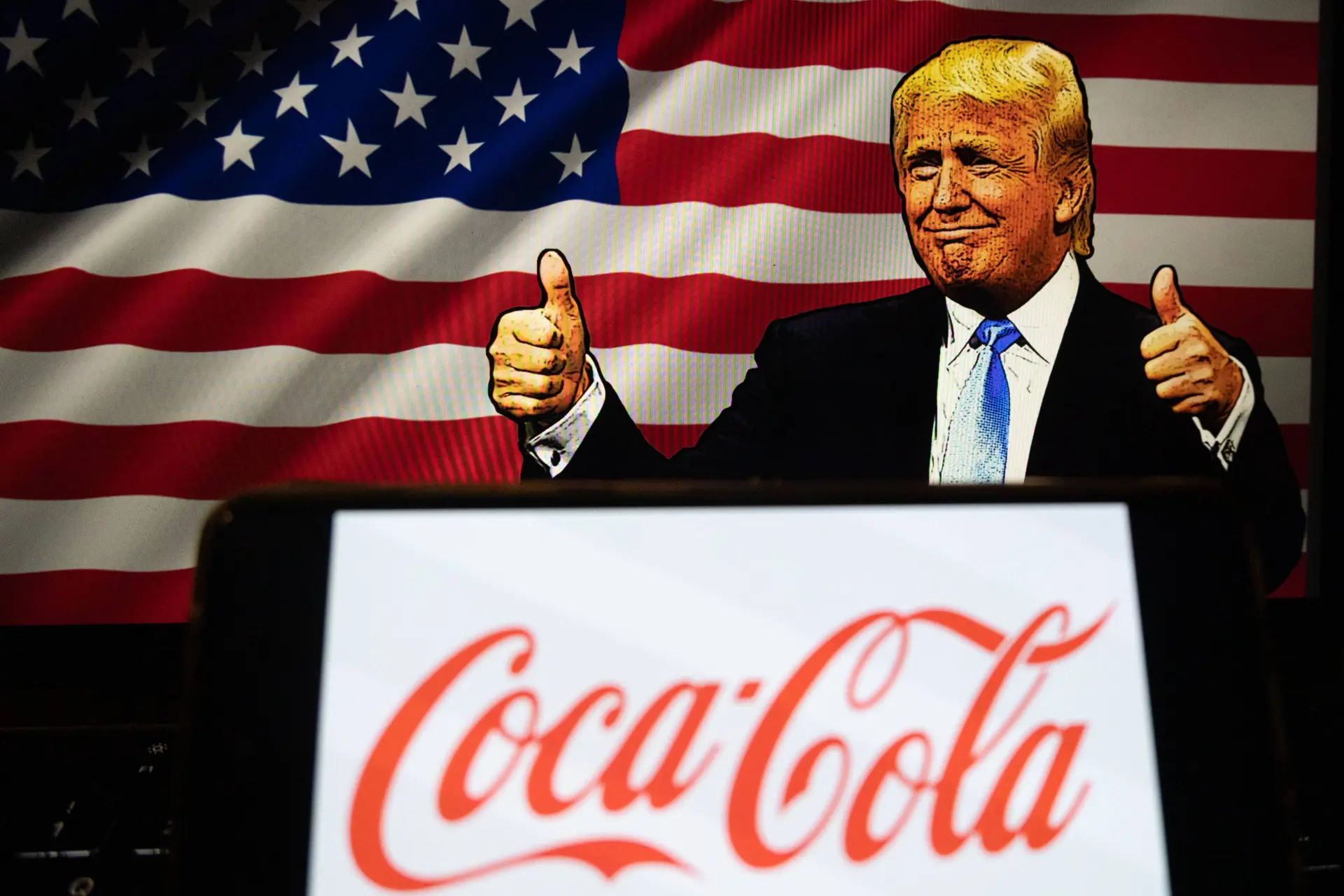 Trump gelooft dat cola light kankercellen doodt, oreert over geneeskrachtige eigenschappen