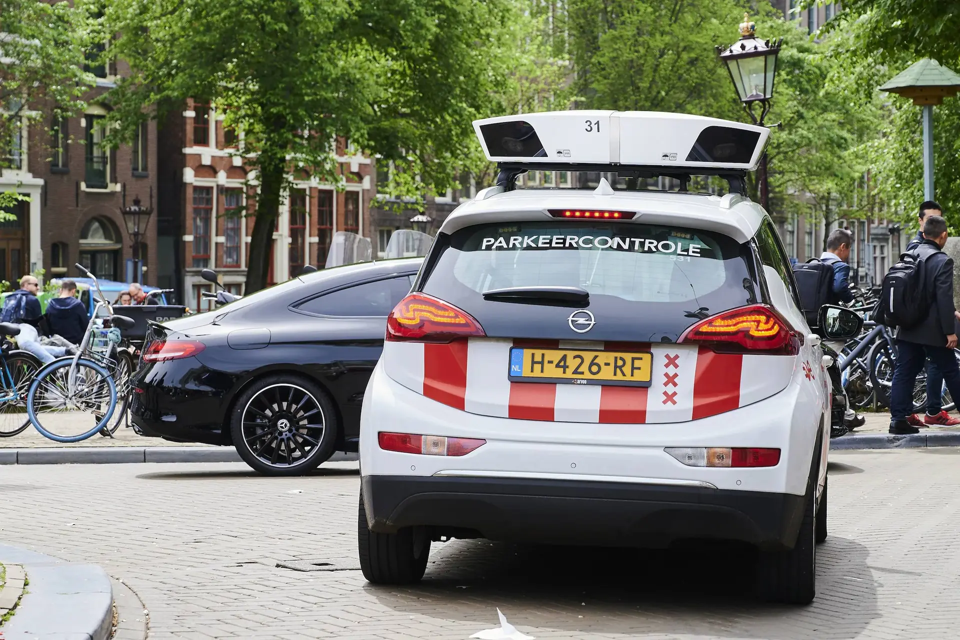 Half miljoen onterechte parkeerboetes door scanauto's, schat AP