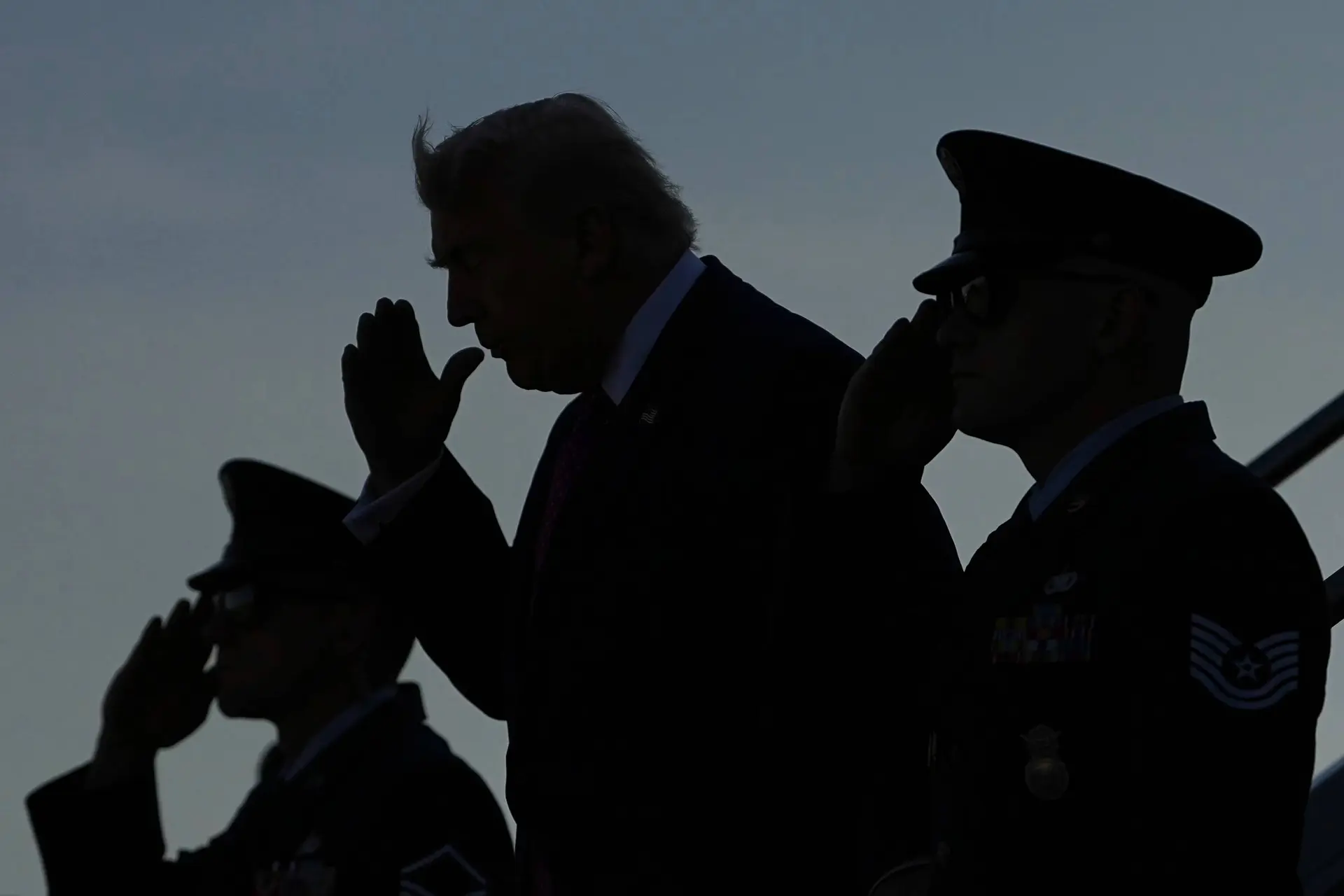 WSJ: Trump is bang