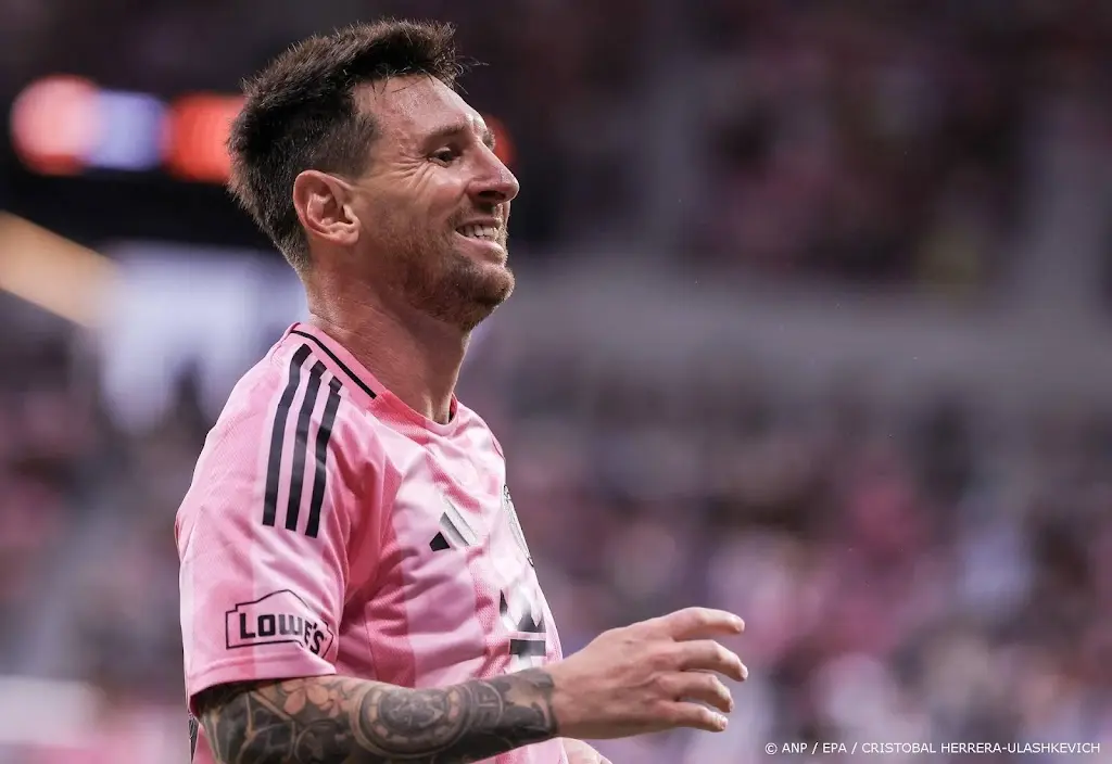 Lionel Messi tweede voetbalmiljardair na Cristiano Ronaldo