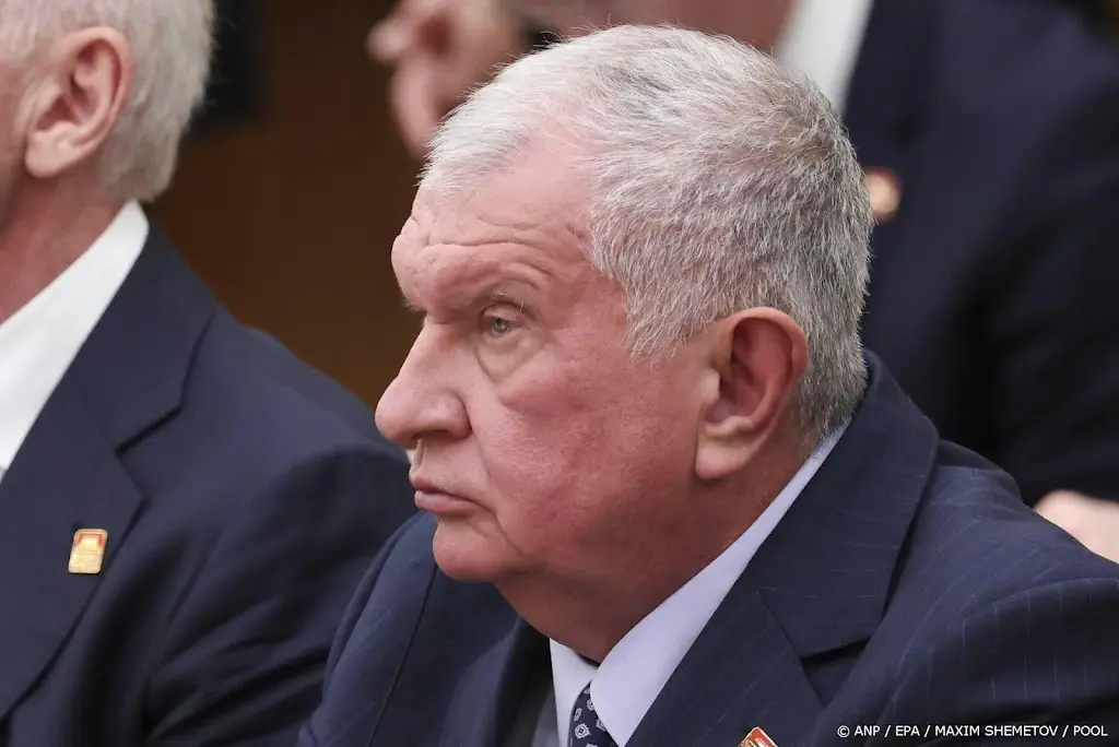 Topman Rosneft: bedrijven VS profiteren van blokkade Hormuz
