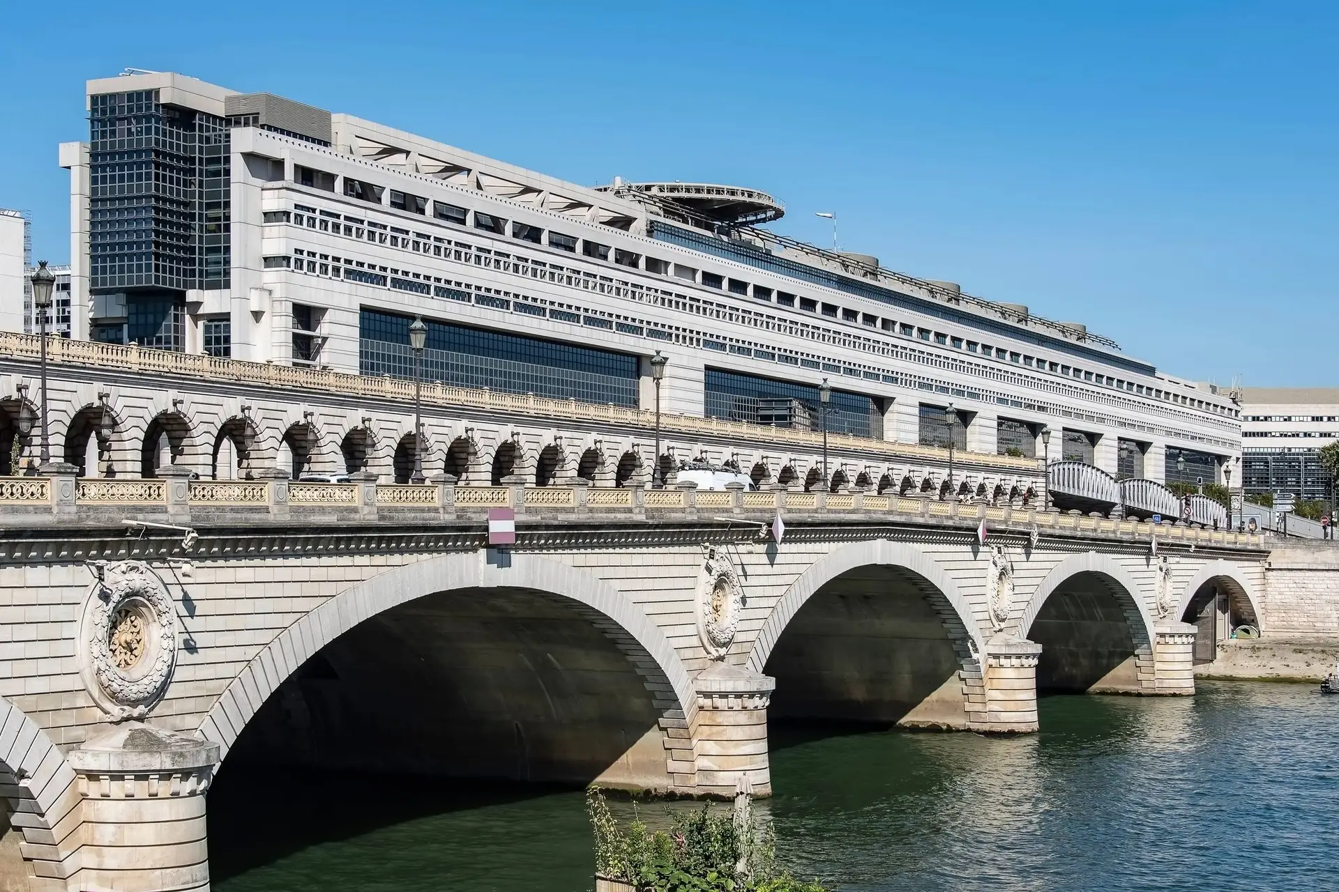 Zetel van het ministerie van Economie en Financiën te Bercy, Parijs