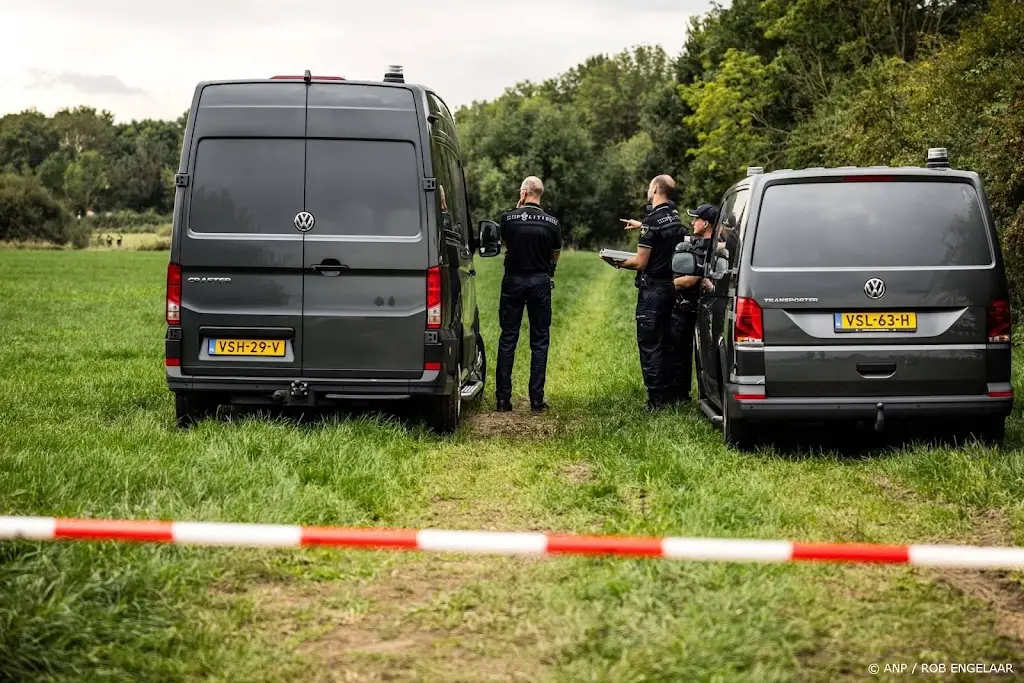 Overheden beloven geld aan gemeente na geweld Overasselt