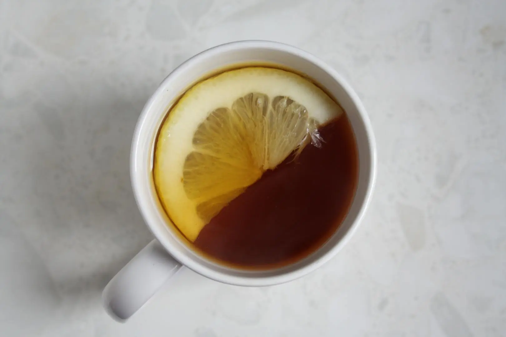 Tip bij verkoudheid: maak een Hot Toddy (hot whisky)!