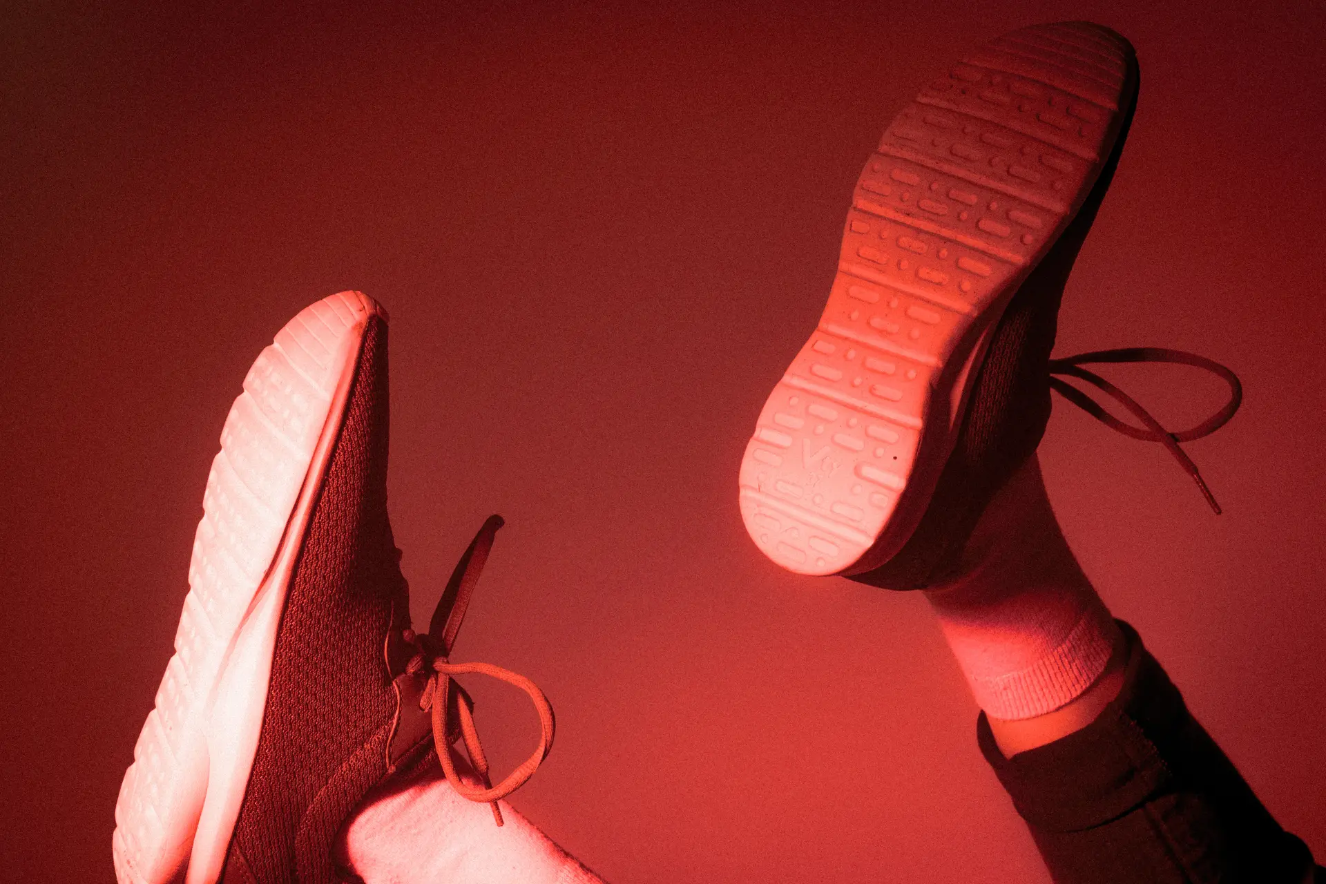 The Shoe Surgeon en Glenmorangie brengen gelimiteerde whiskysneaker uit