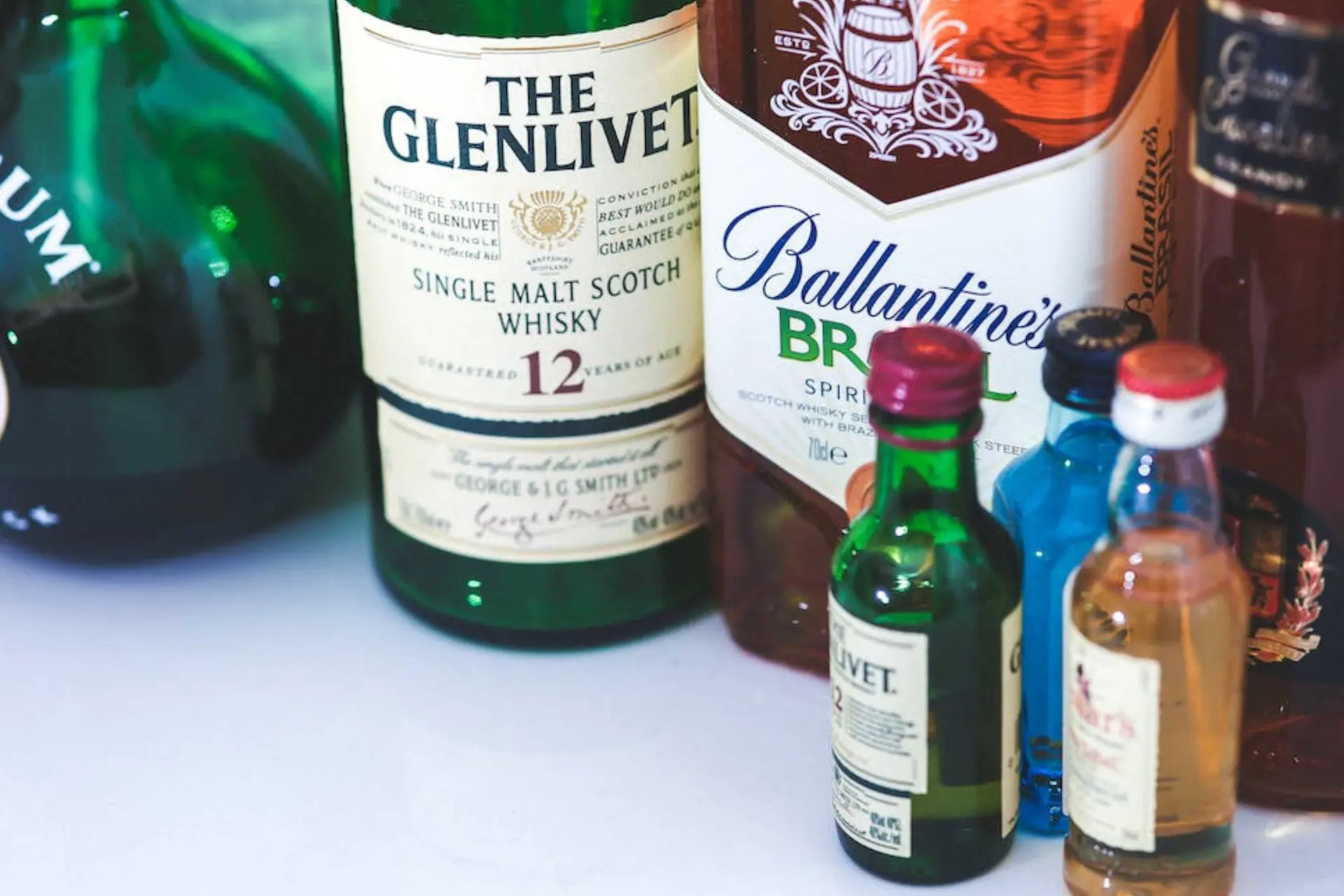 Wat voor informatie staat er allemaal op een whiskyfles?