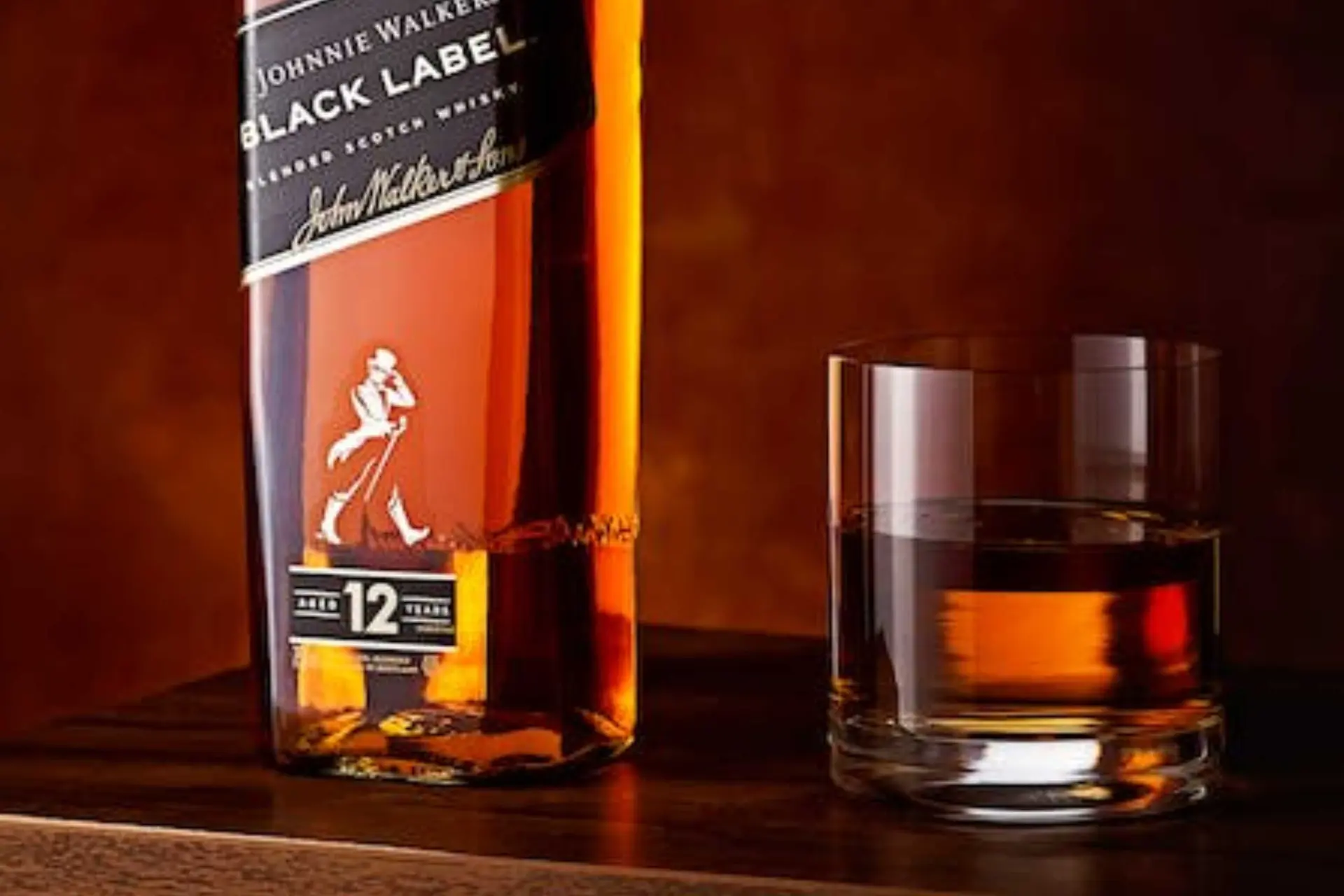 Zo is het iconische Johnnie Walker logo tot stand gekomen