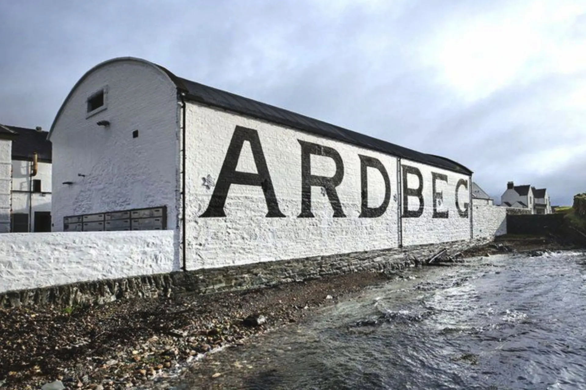 Distilleerderij Donderdag: Ardbeg Distillery