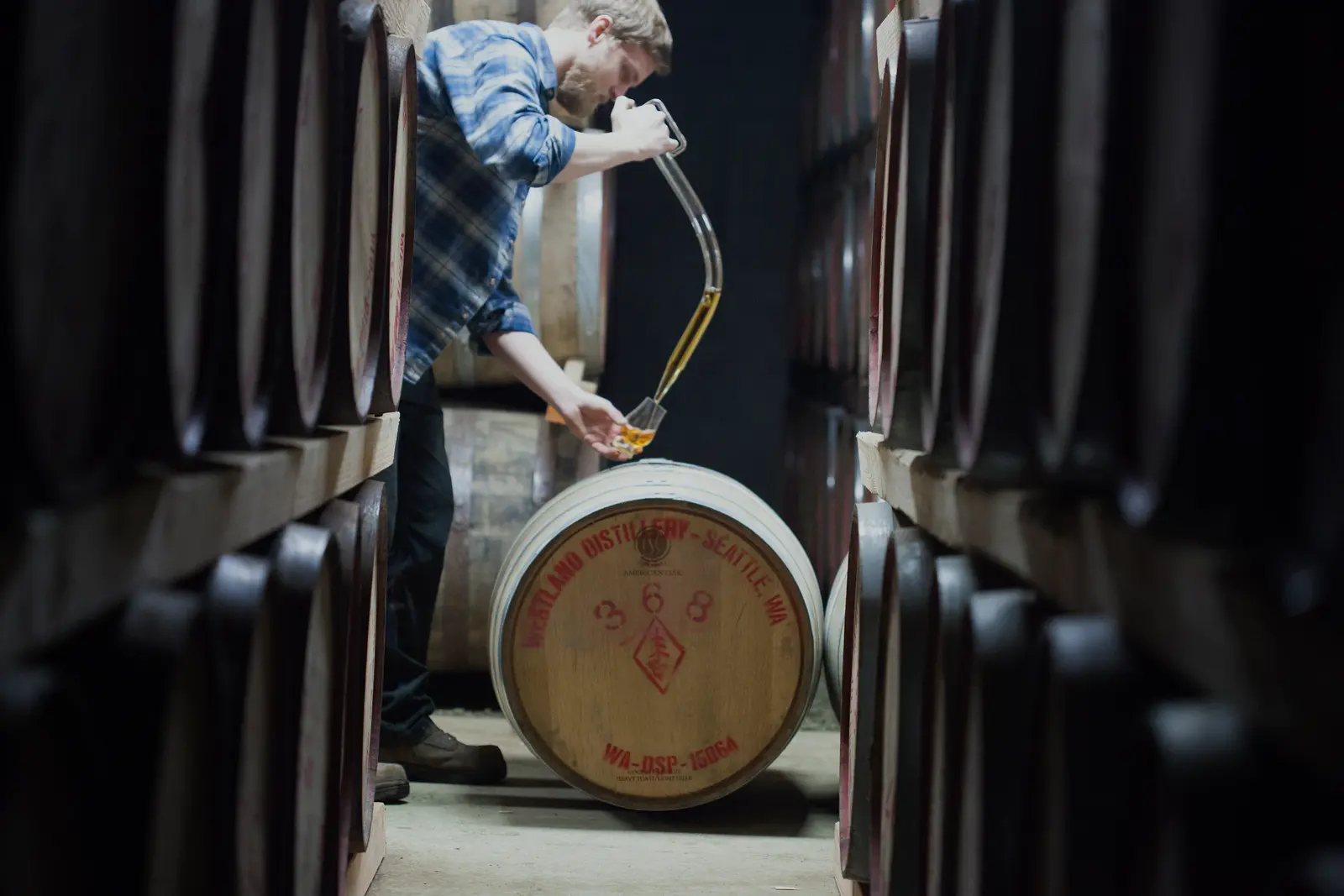 Deze whiskey distilleerderij heeft een gezonde obsessie met smaak
