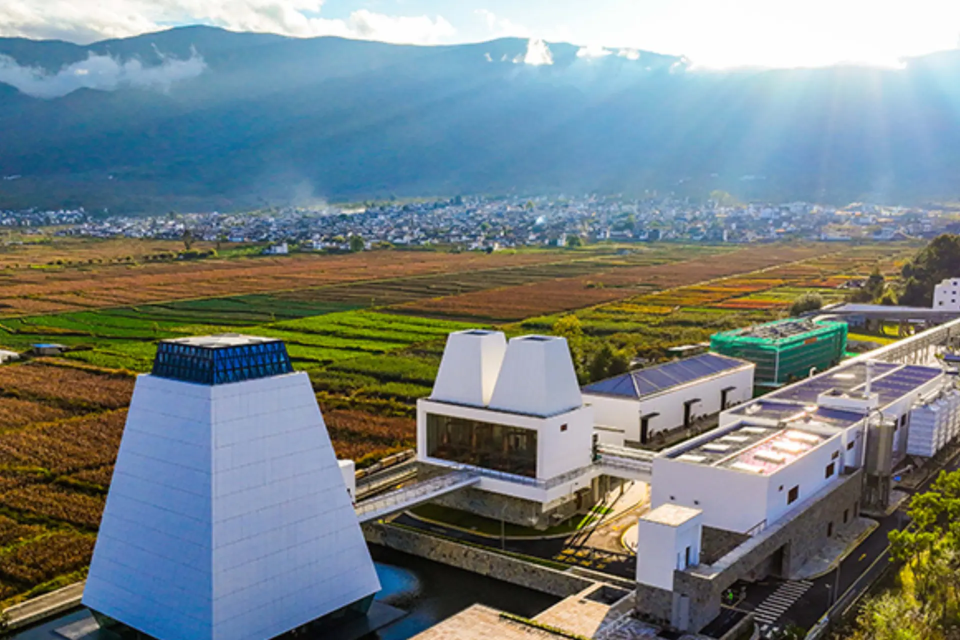 Dit is de eerste Chinese whisky distilleerderij van Diageo