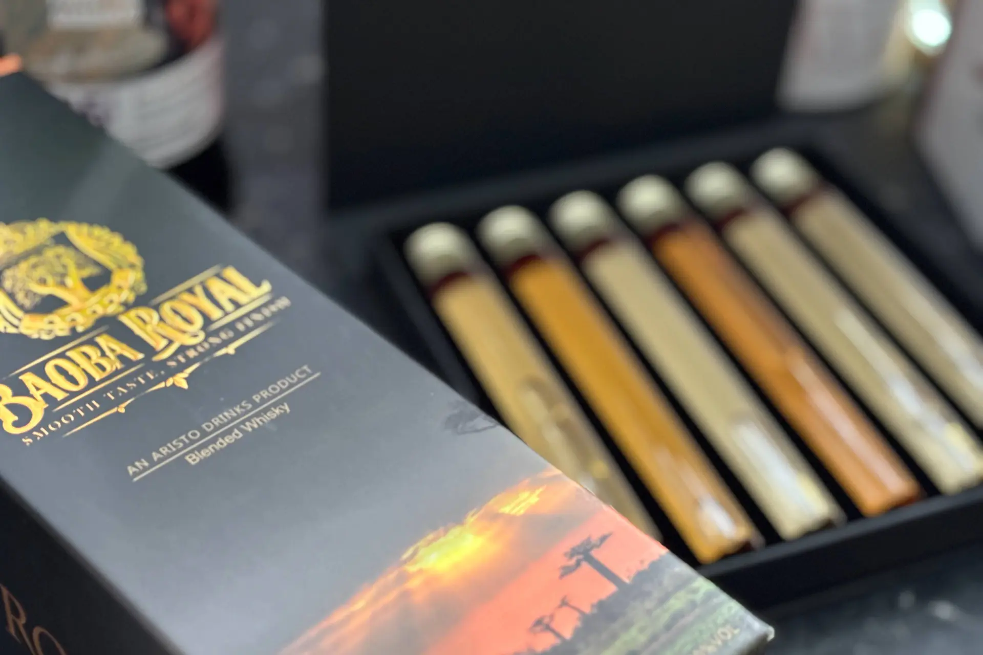 Wat maakt de Whisky Monkeys Mystery Drams met whisky's uniek?