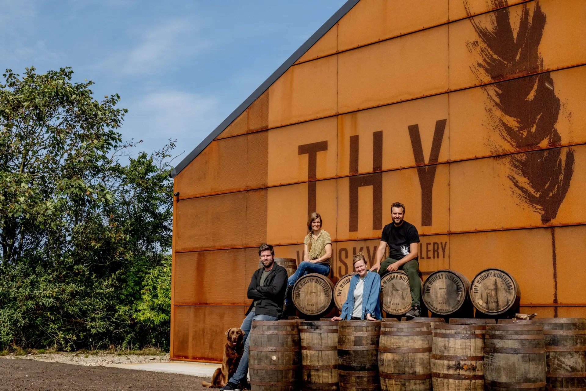 thy-distillery on the outside