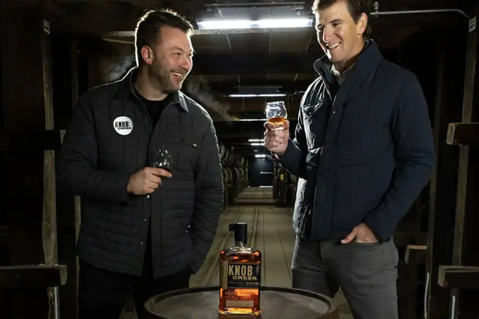 Op zoek naar krachtige single barrel bourbon? Knob Creek en Eli Manning werken opnieuw samen