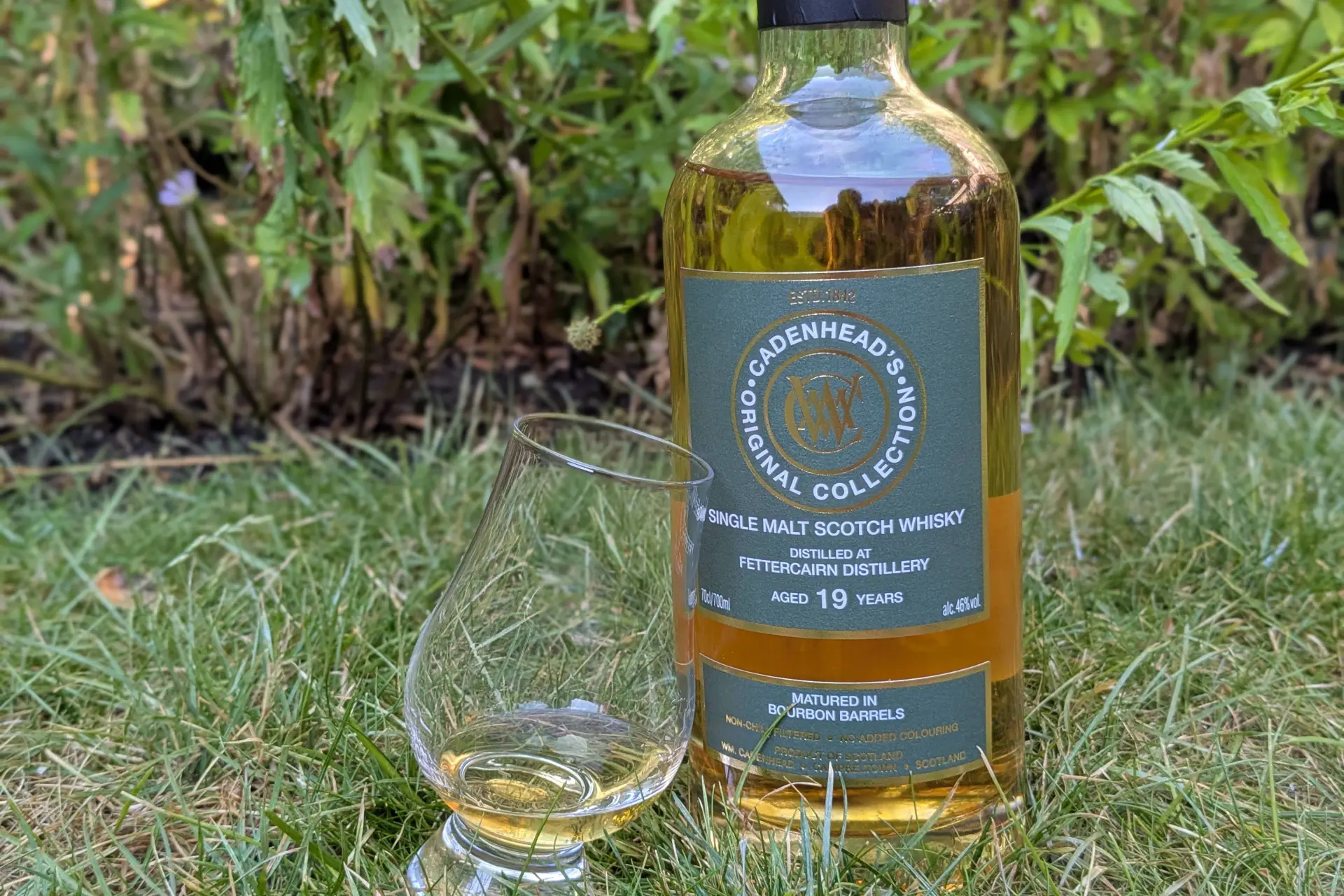 Review: A tropical Fettercairn whisky for warm summer days