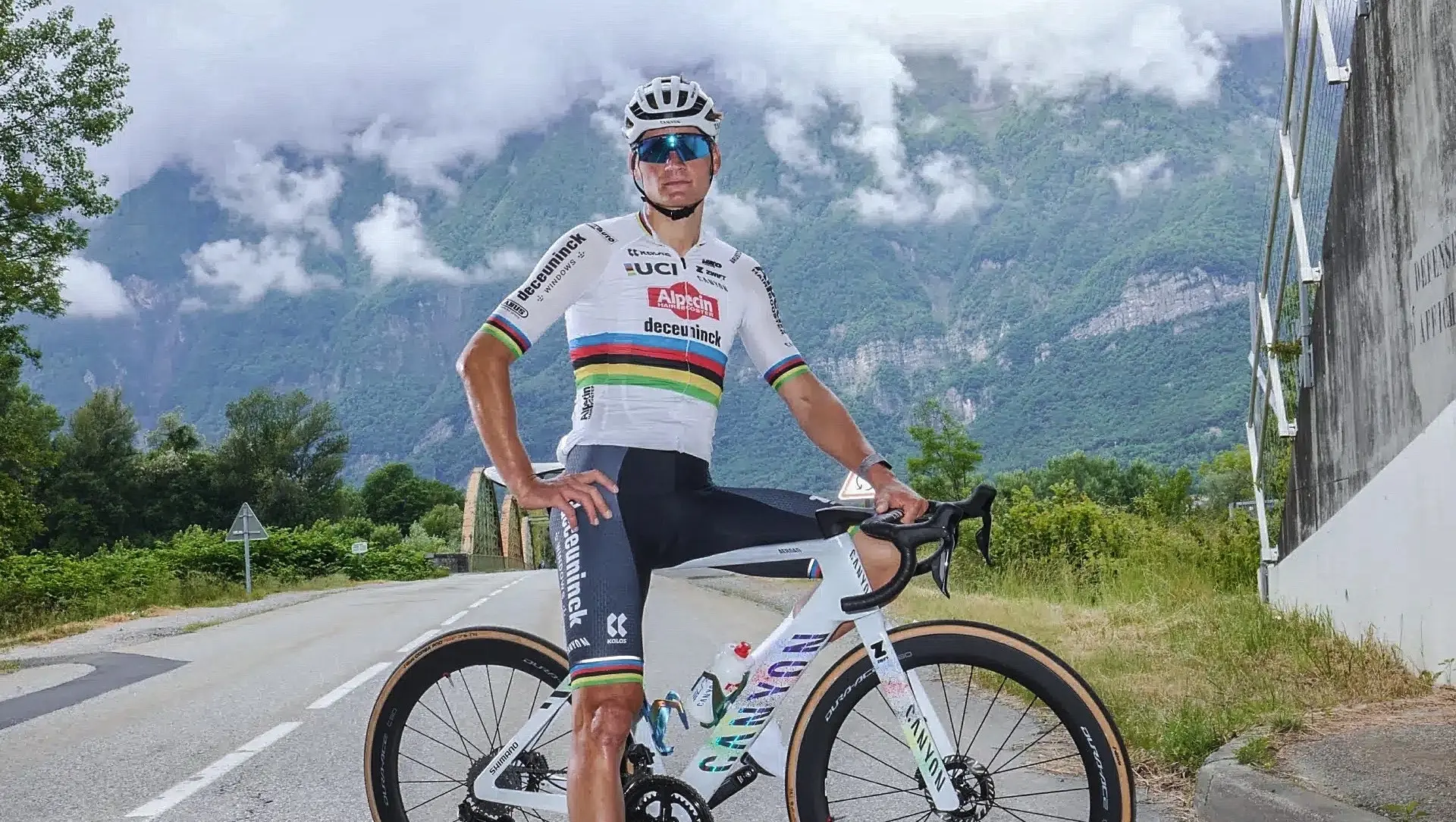 Mathieu van der Poel hint op einddatum carrière: 'Zou een mooie afsluiter zijn'