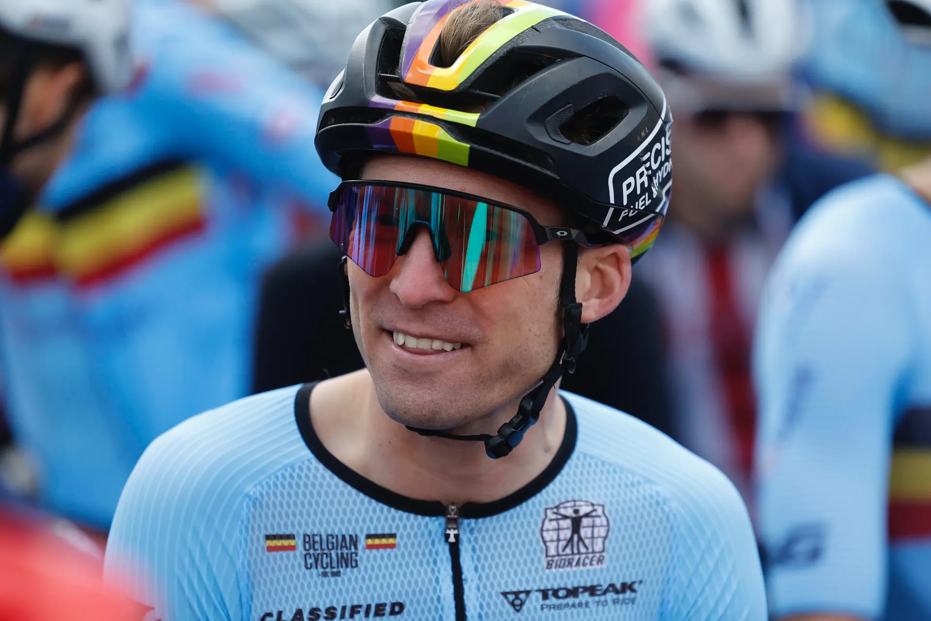 Jan Bakelants haalt finish op WK gravel niet en bezorgt Tom Boonen zo een financiële kater