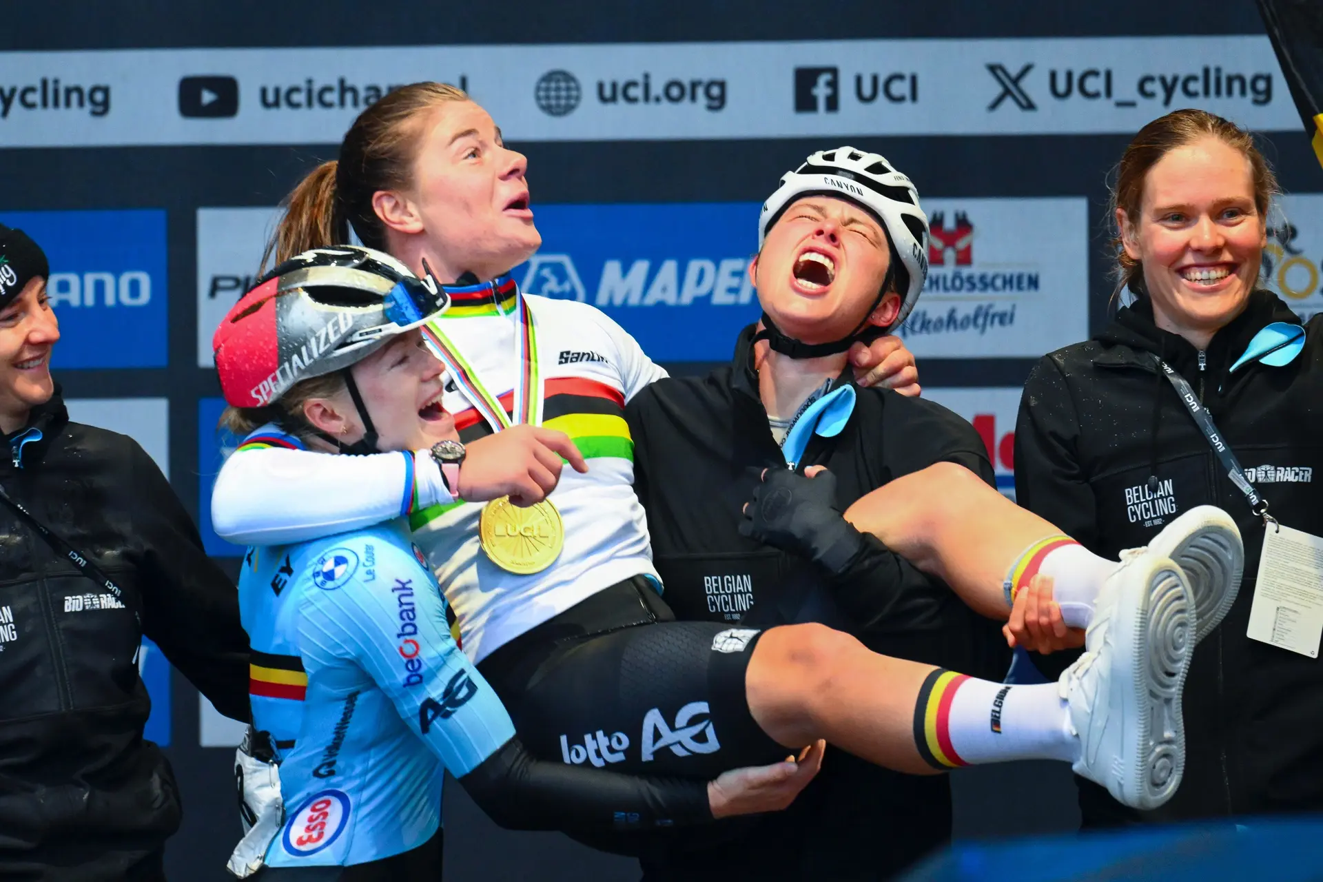 Kopecky heeft geen trainer nodig: 'Niemand moet me opleggen wat ik moet doen'