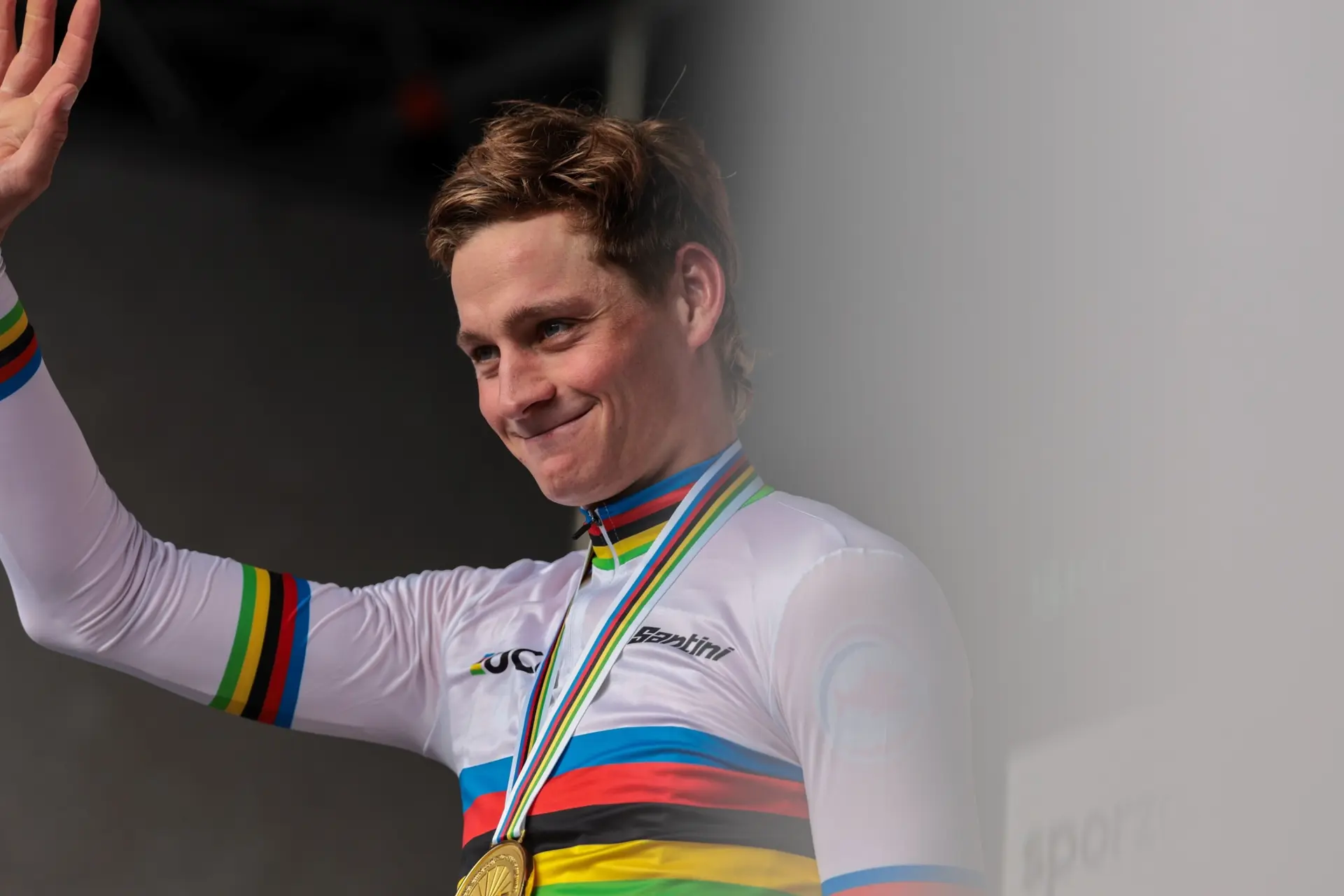Van der Poel wil nog in één discipline wereldkampioen worden: 'Maar da's iets voor later'
