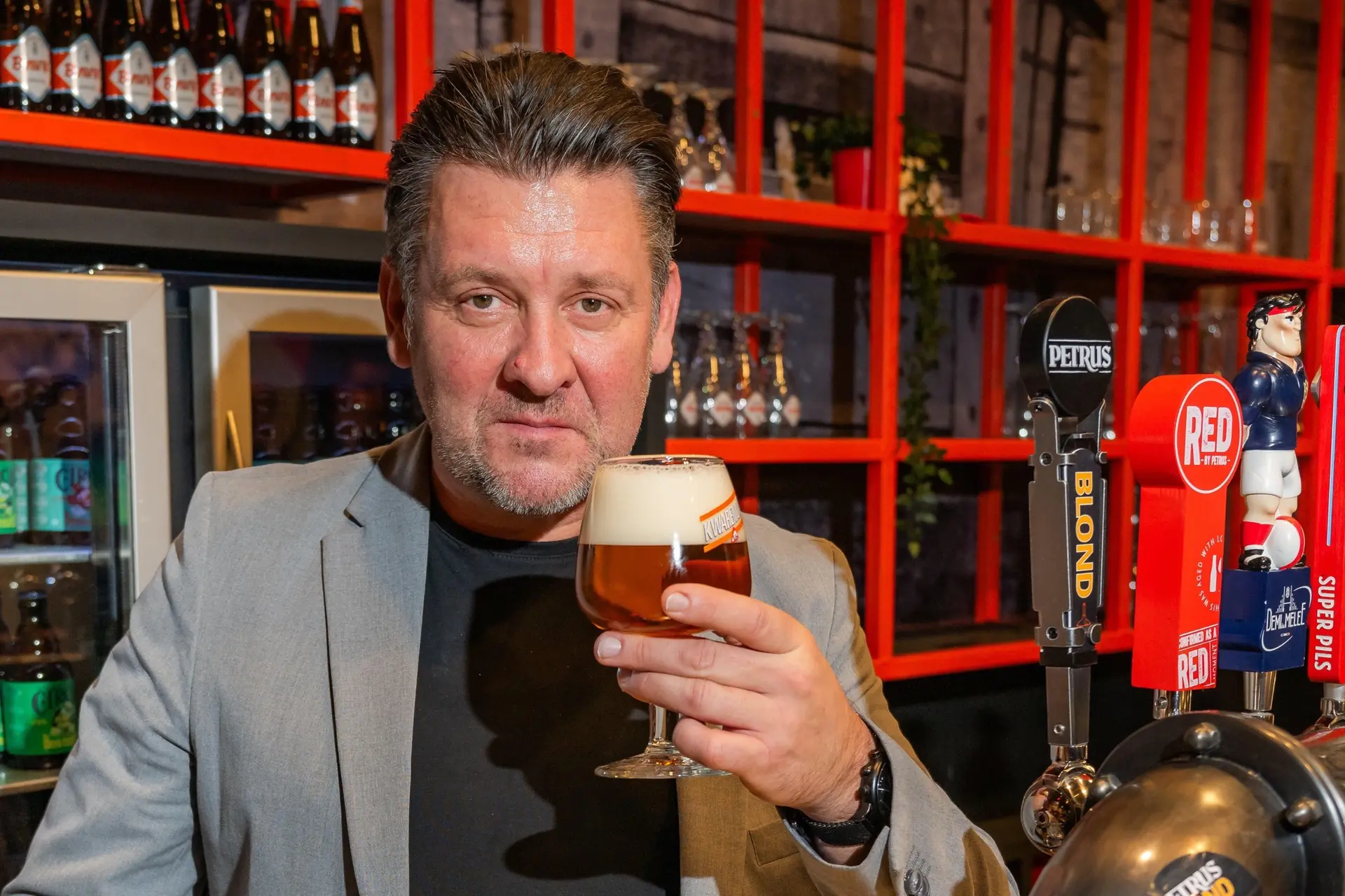 Nico Mattan: 'Tijdens de Tour dronk ik elke avond vier of vijf glazen wijn'