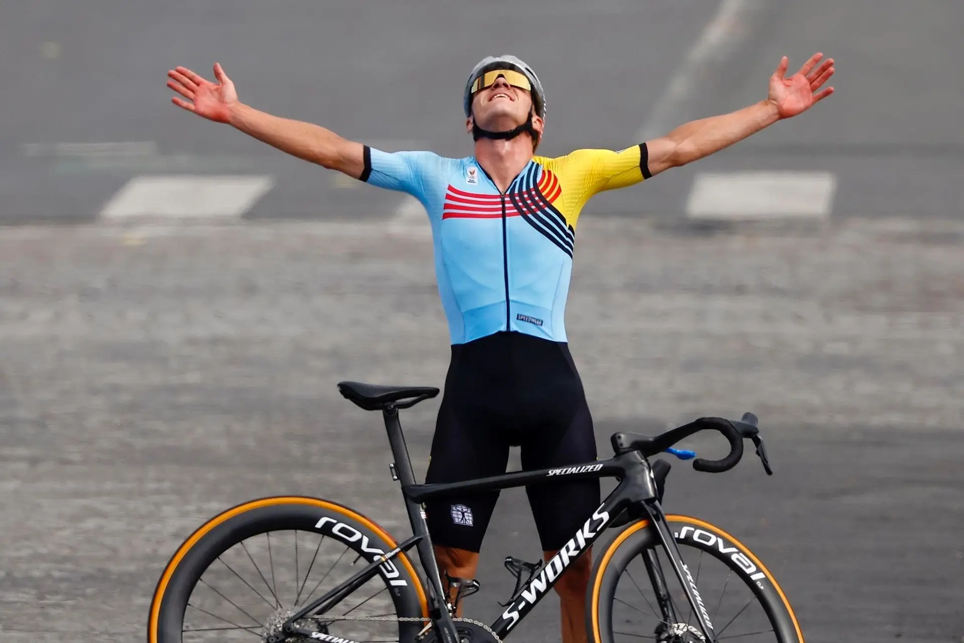 José De Cauwer deelt geweldige anekdote over Remco Evenepoel in Parijs