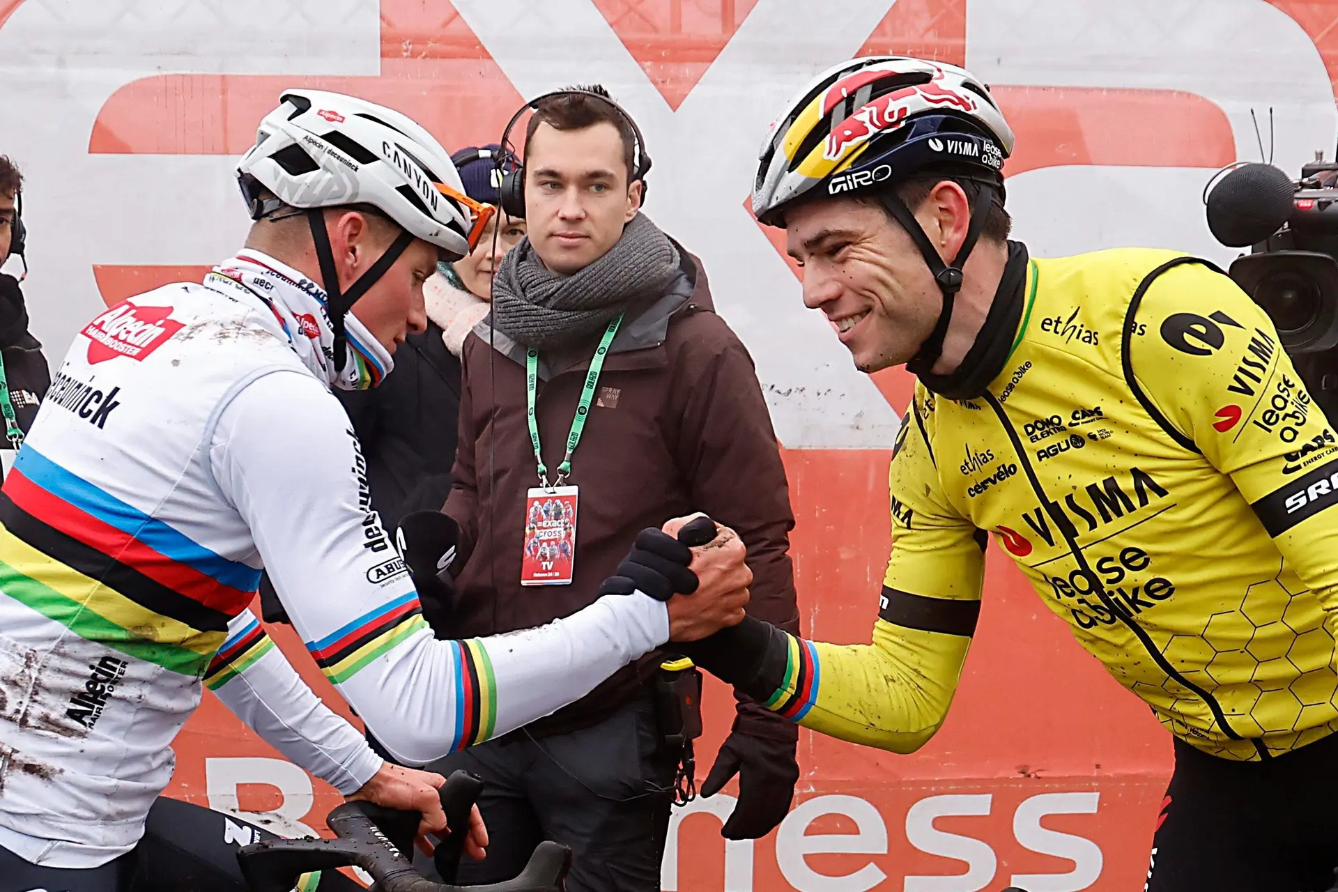 Roger De Vlaeminck is het zeker: 'Hij wordt zondag wereldkampioen veldrijden!'