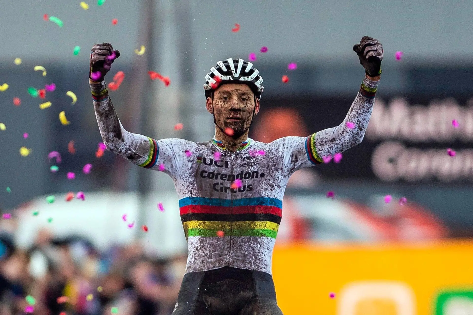 Droevig nieuws: iconische cross stopt er na 38 jaar mee